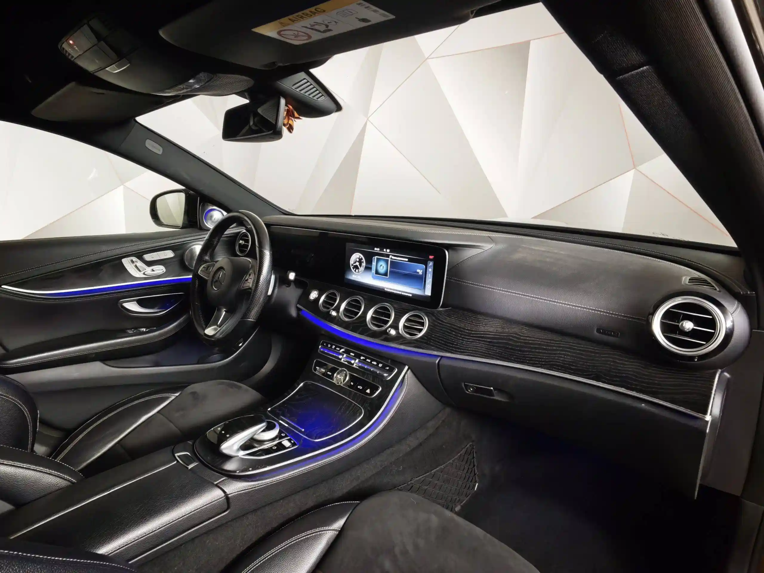 Mercedes-Benz E-Класс 2017