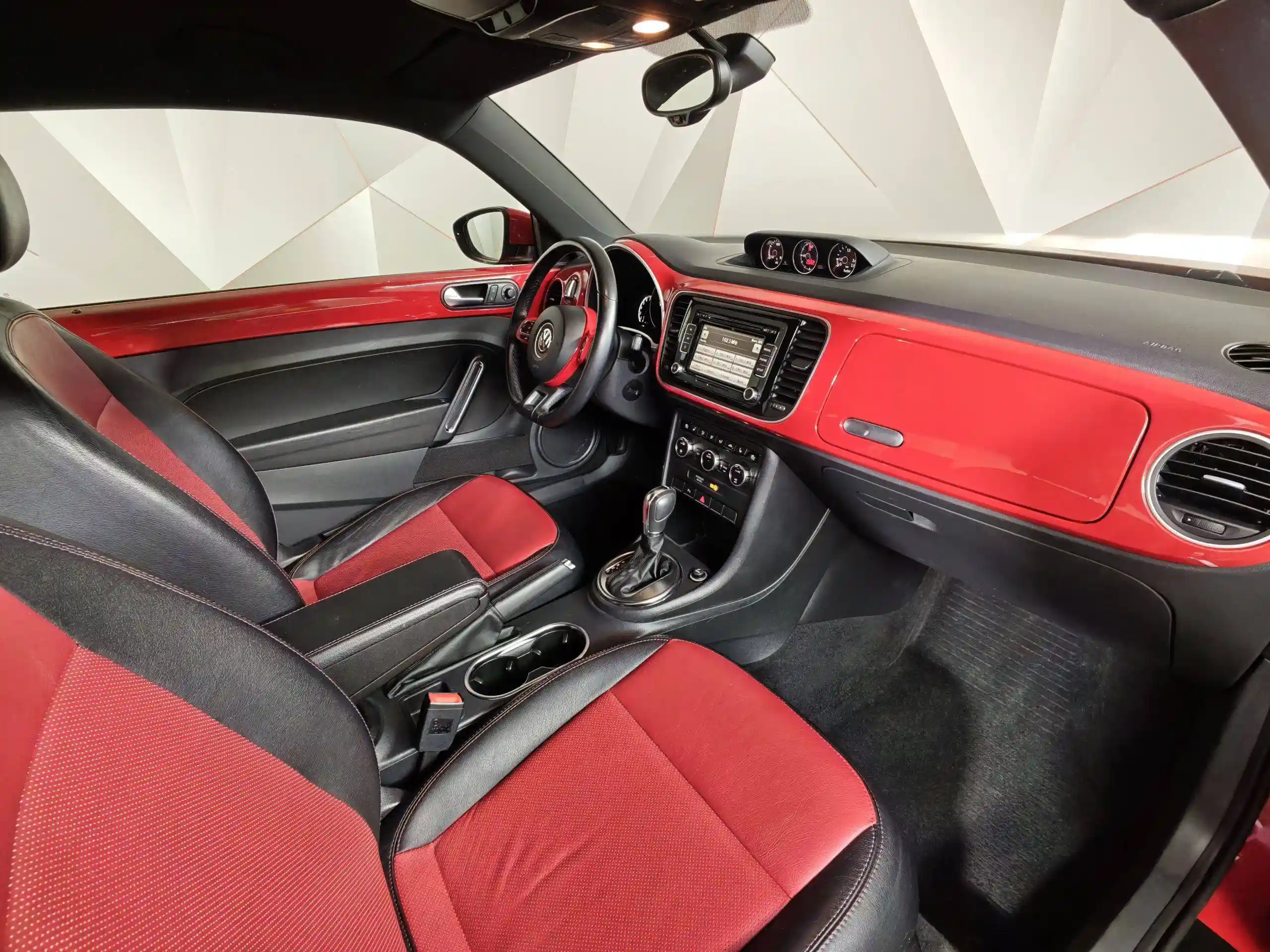 Volkswagen Beetle 2013