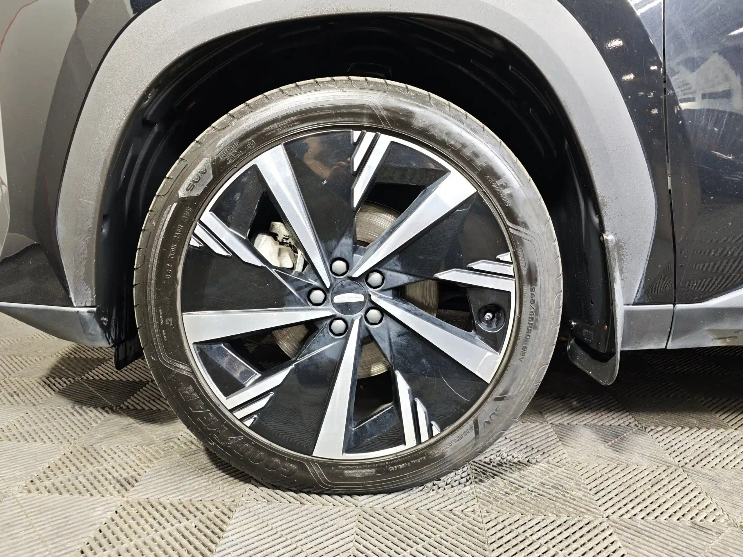 Geely Atlas 2023