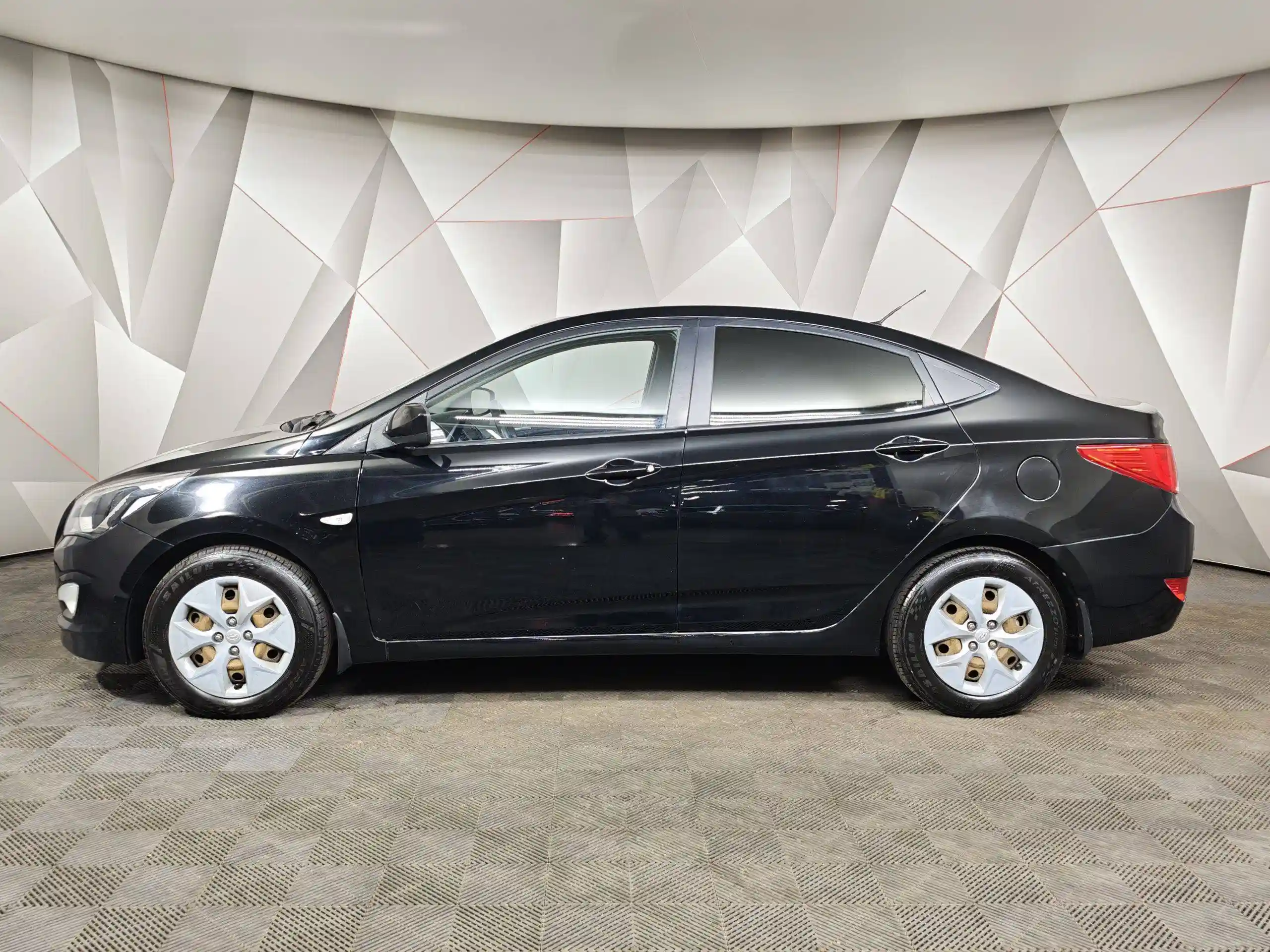 Hyundai Solaris 2016