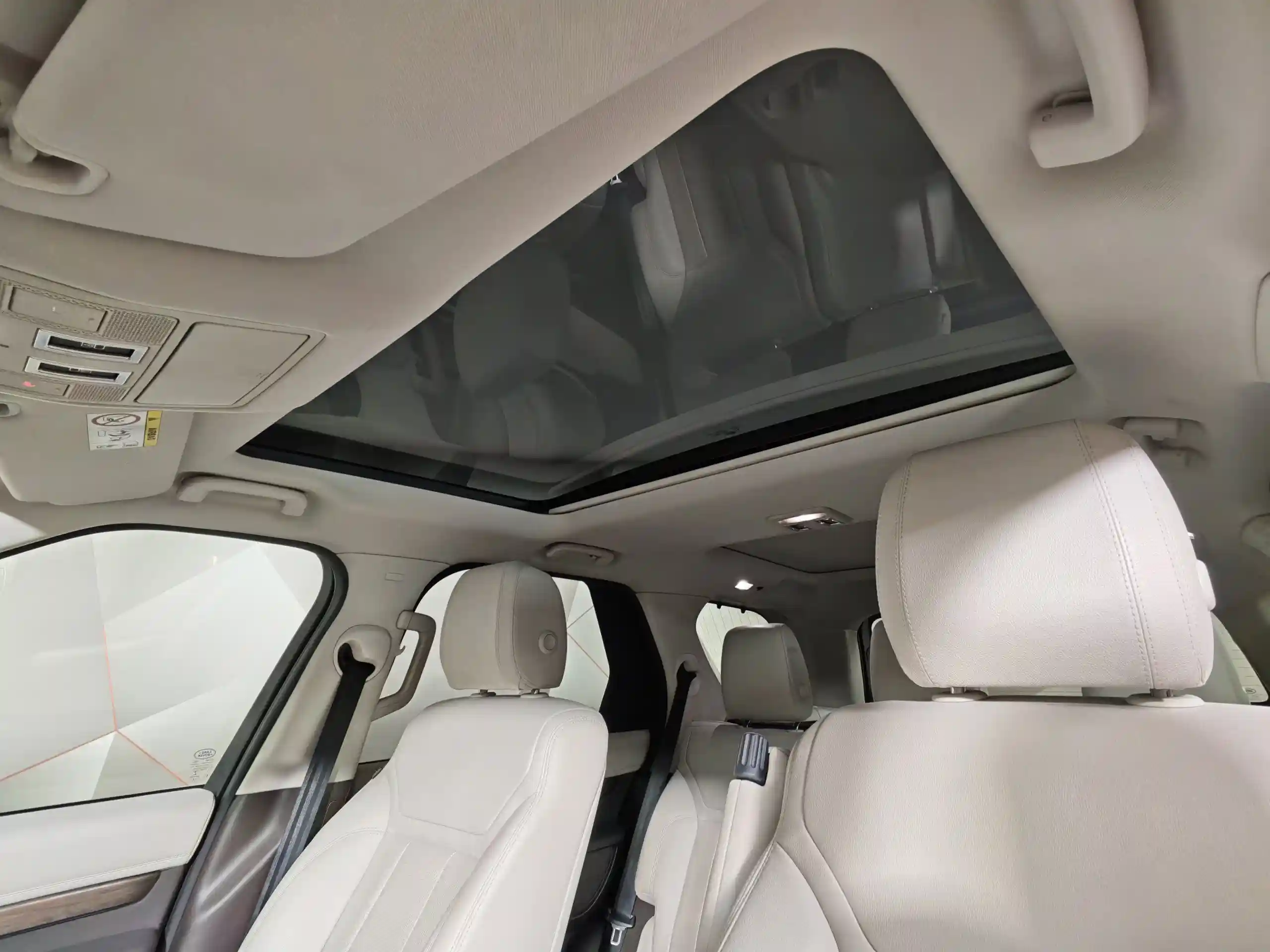 Land Rover Discovery 2018