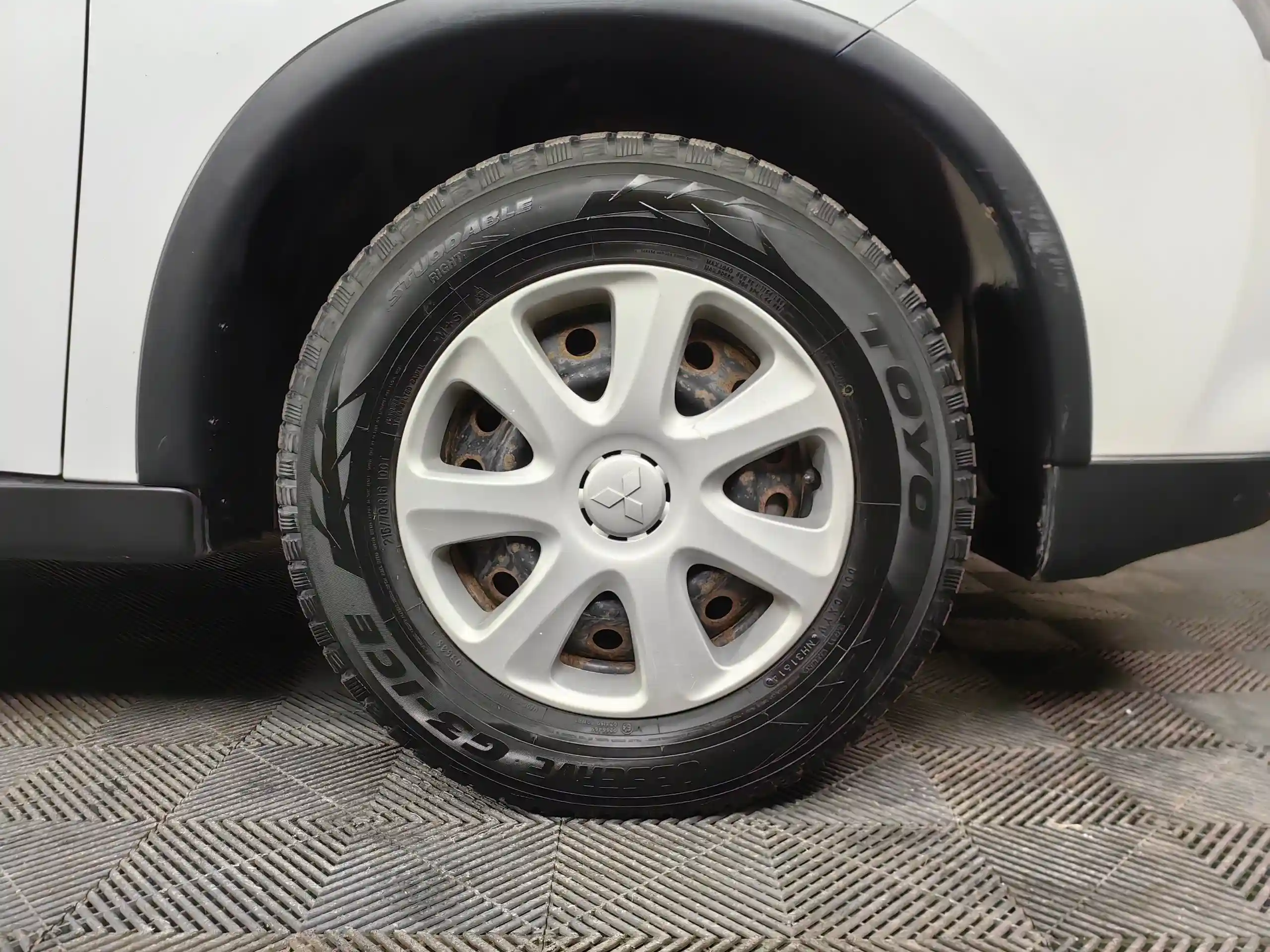 Mitsubishi Outlander 2014