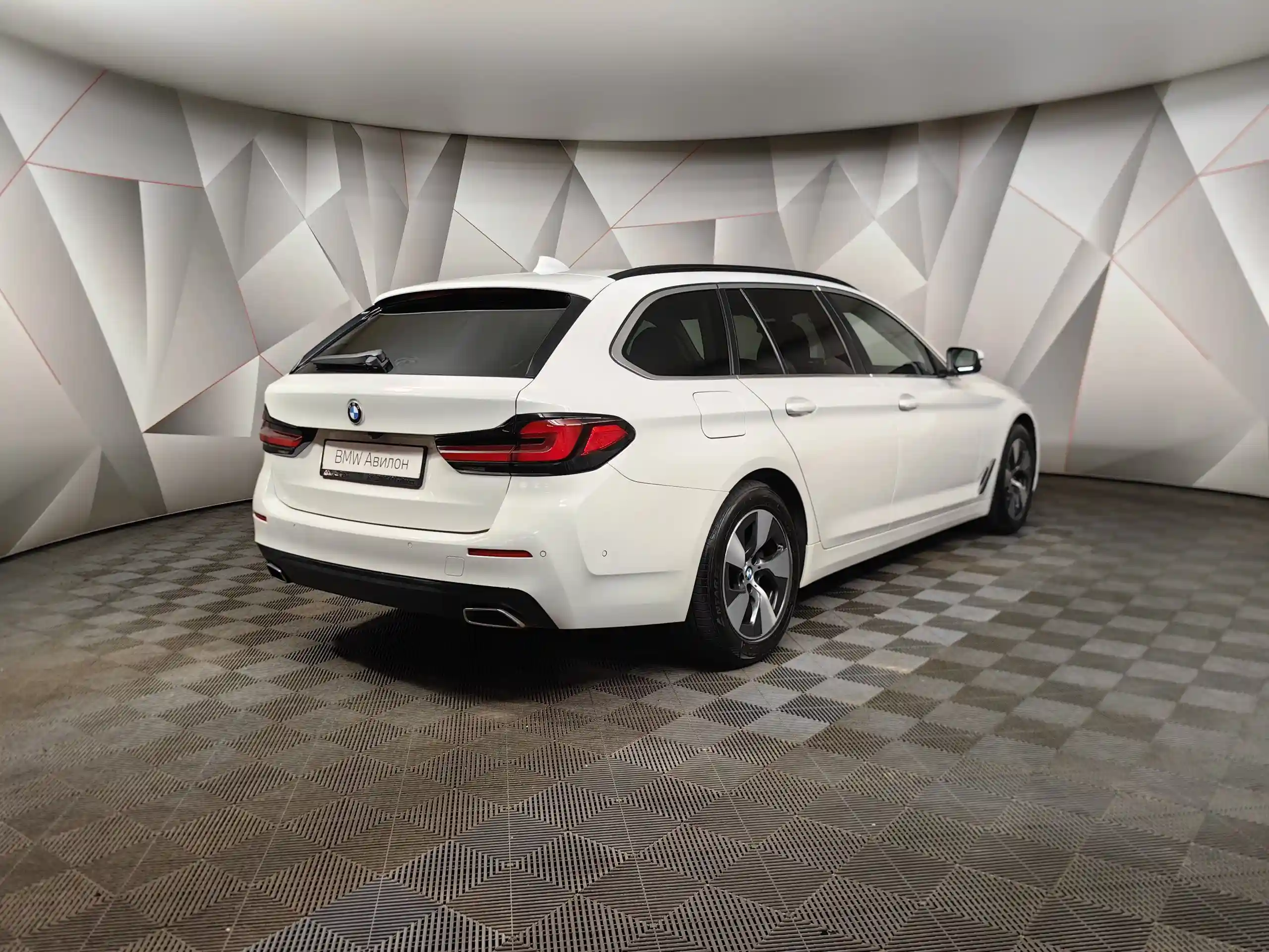 BMW 5 серия 2022