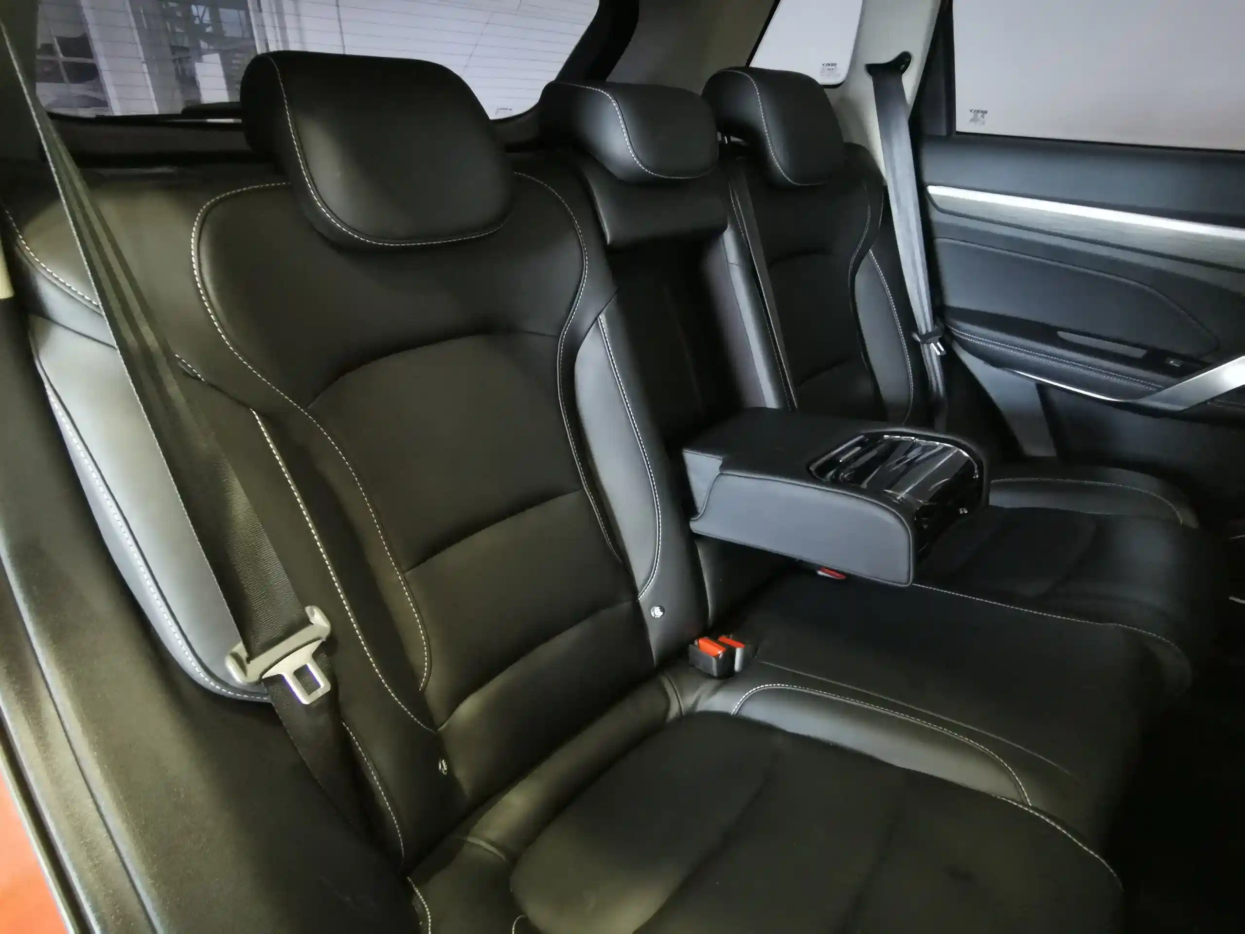 Geely Atlas Pro 2021