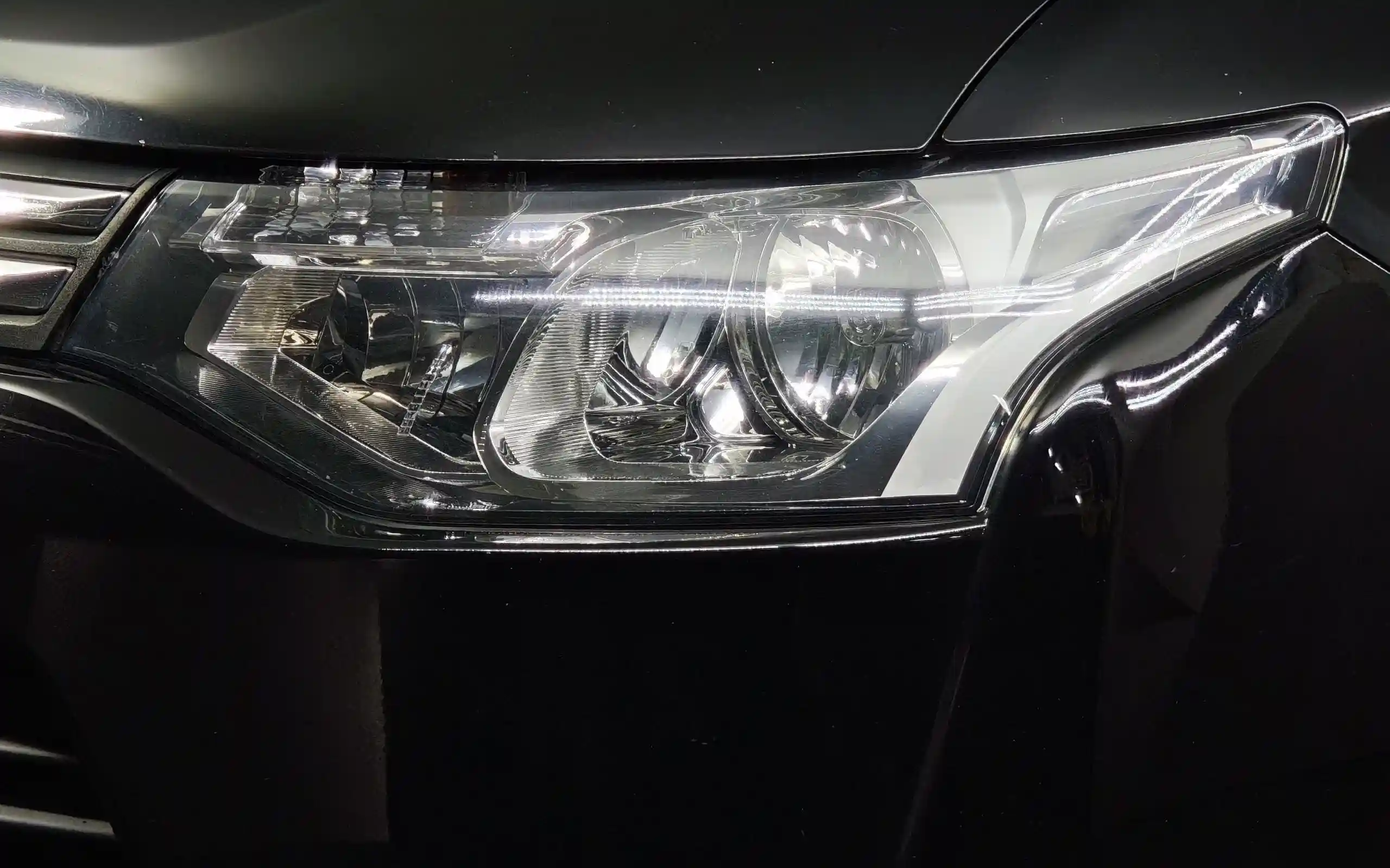Mitsubishi Outlander 2012