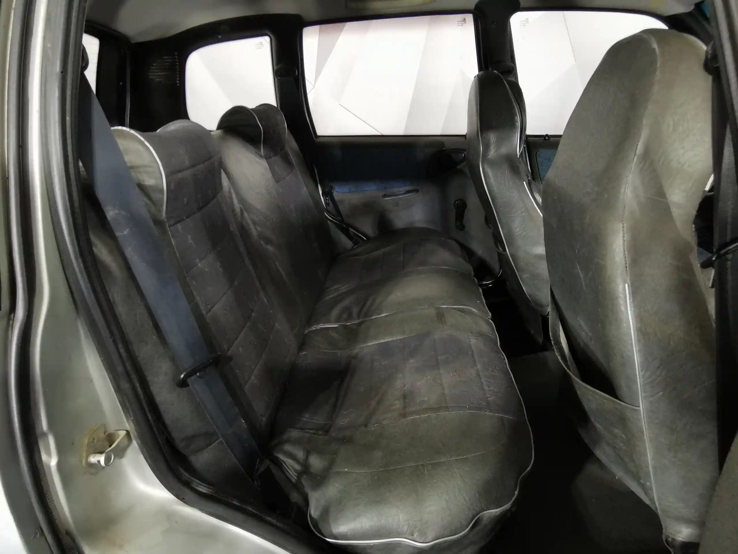 Chevrolet Niva 2005