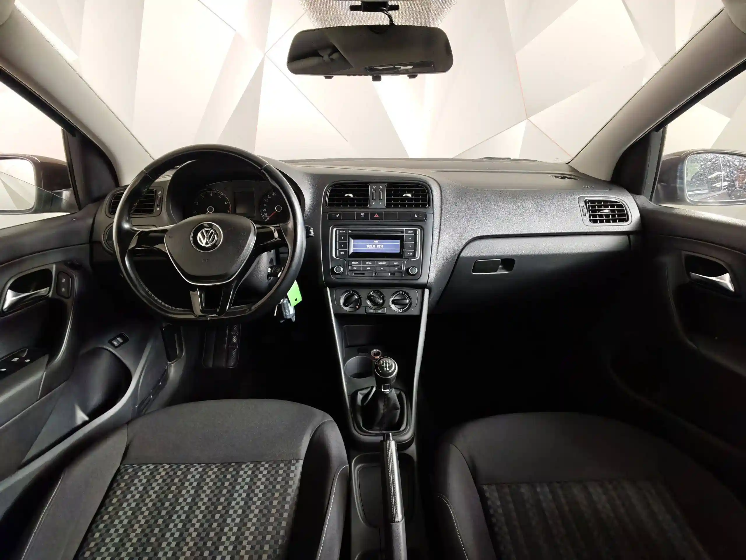 Volkswagen Polo 2015