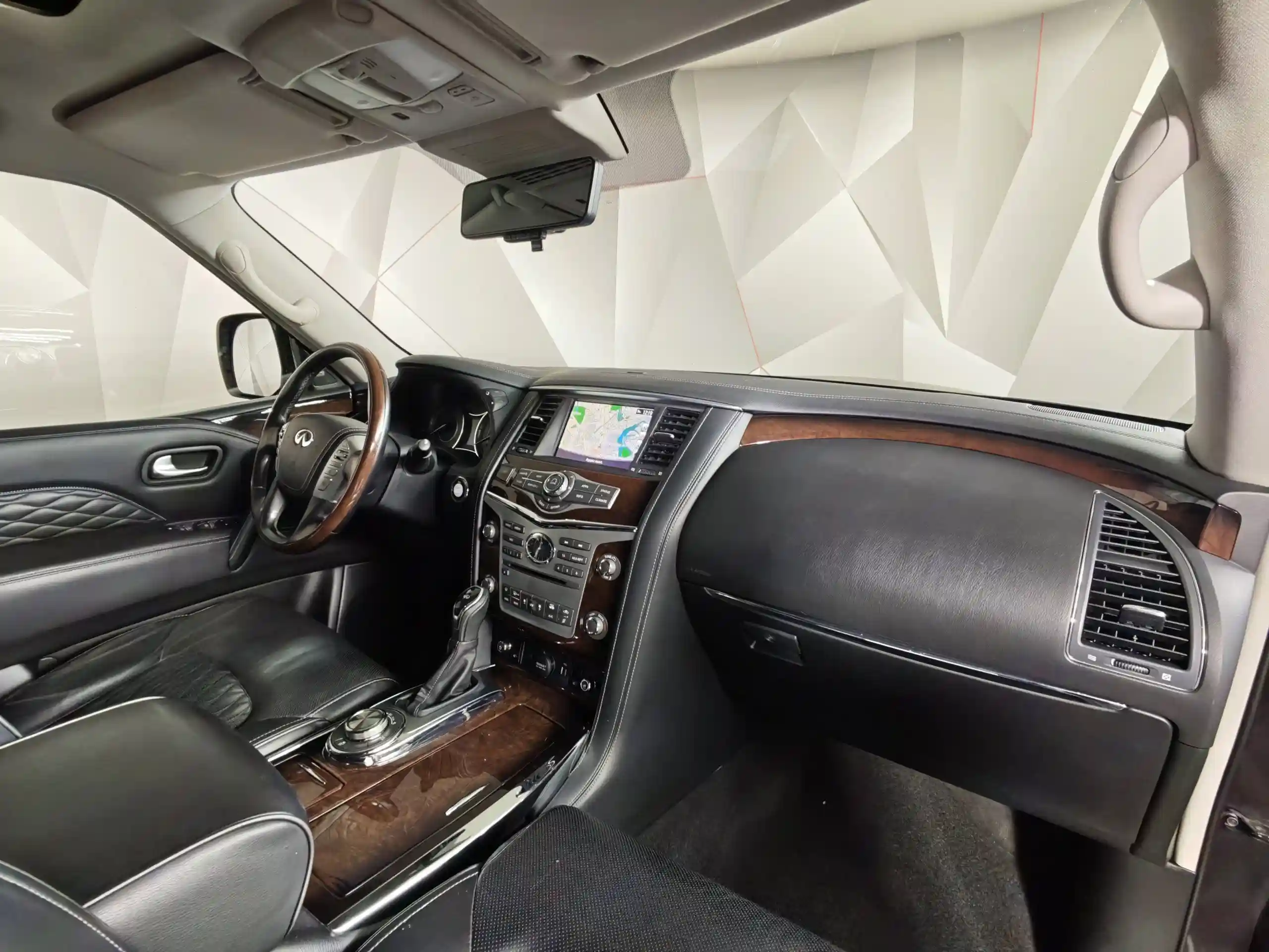 Infiniti QX80 2018