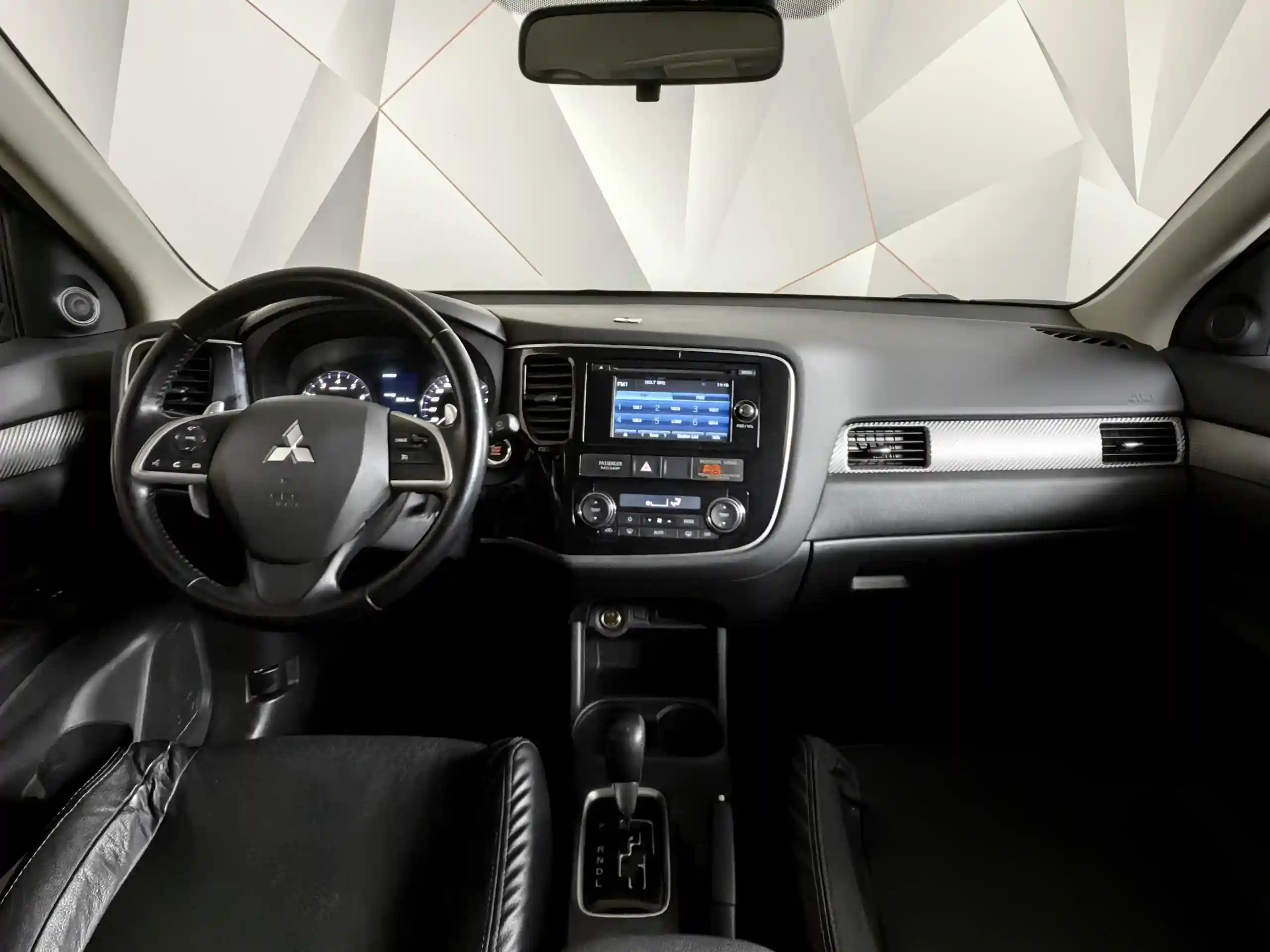 Mitsubishi Outlander 2014