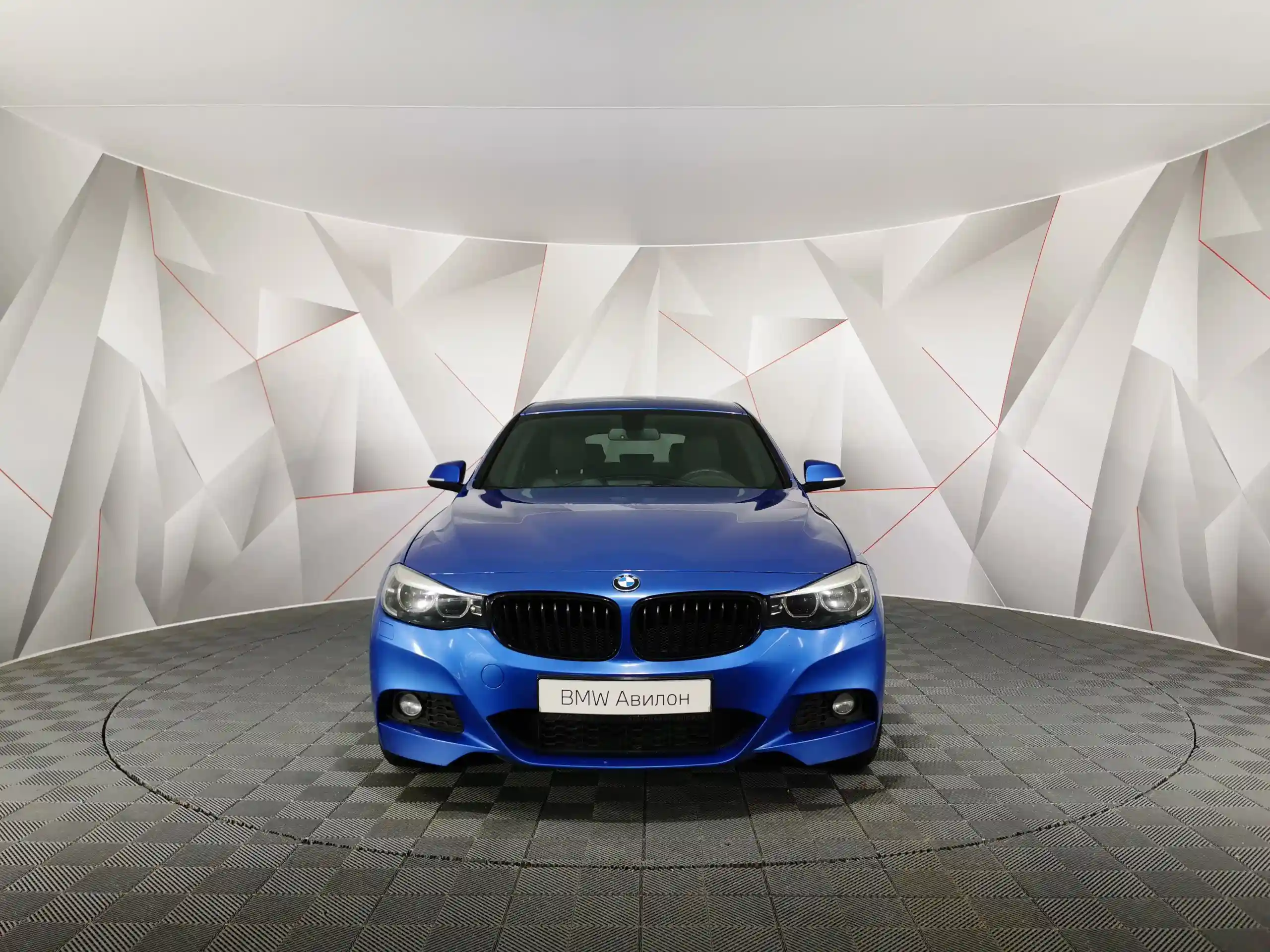 BMW 3 серия 2019