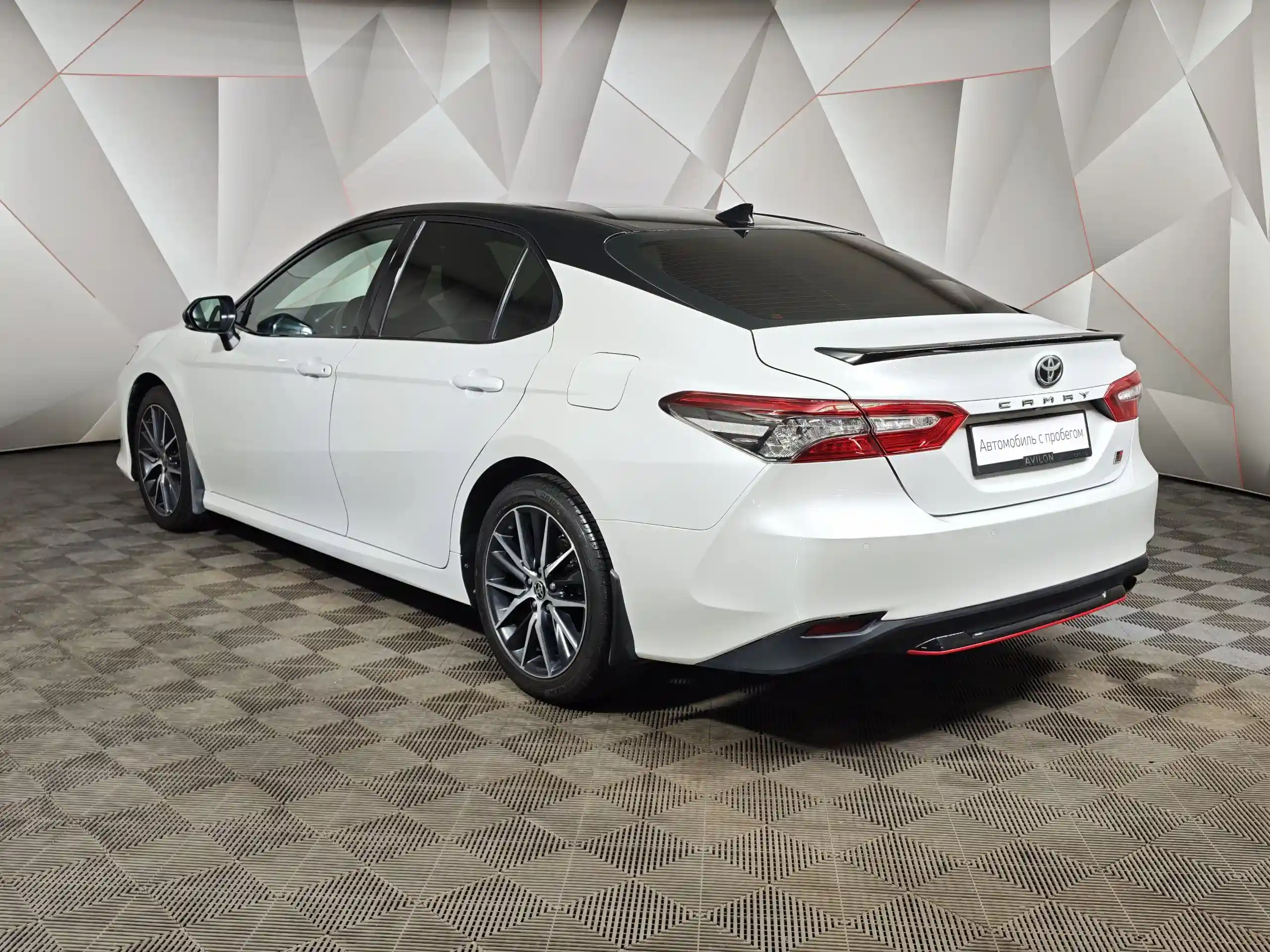 Toyota Camry 2021