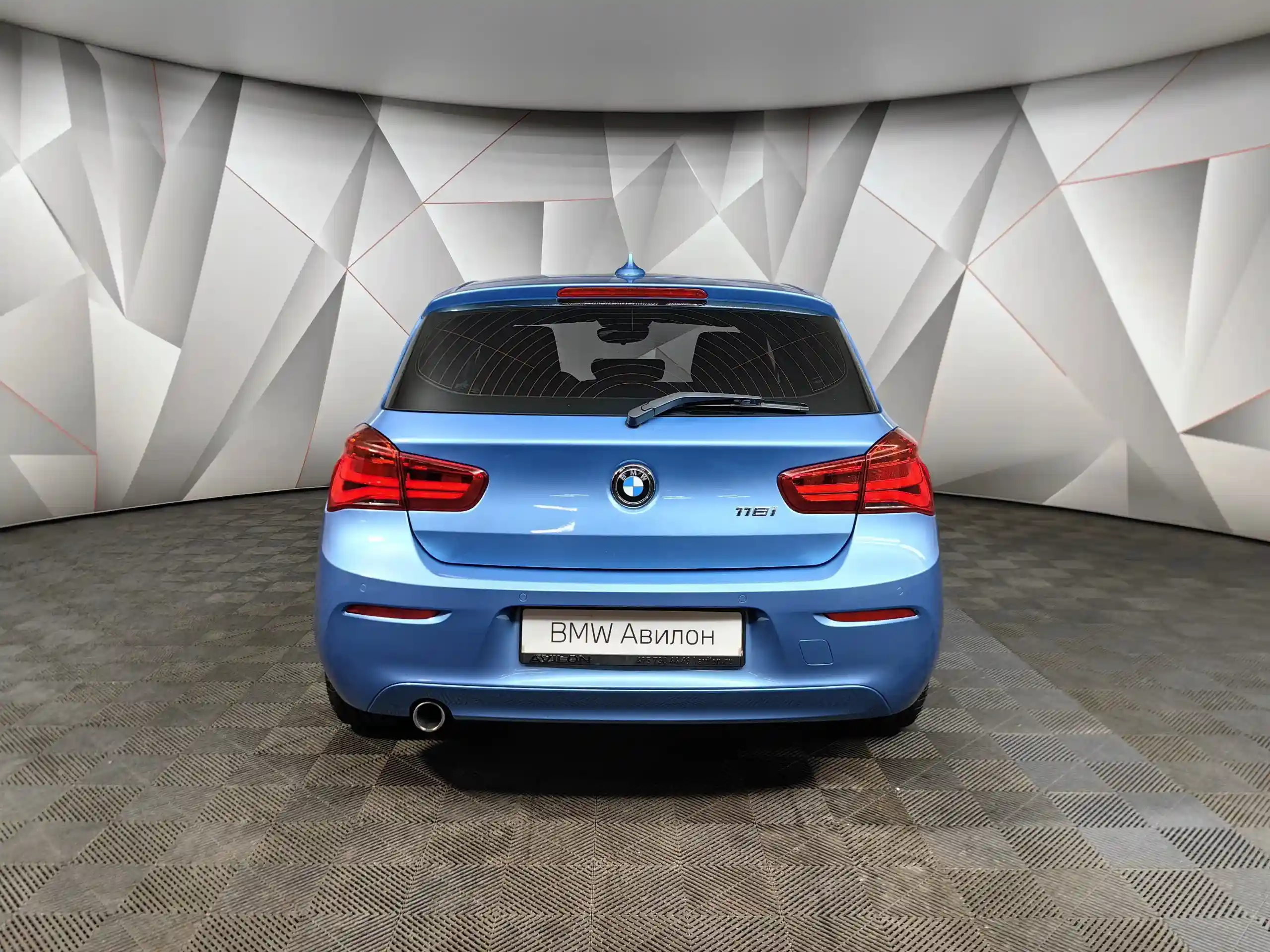 BMW 1 серия 2018