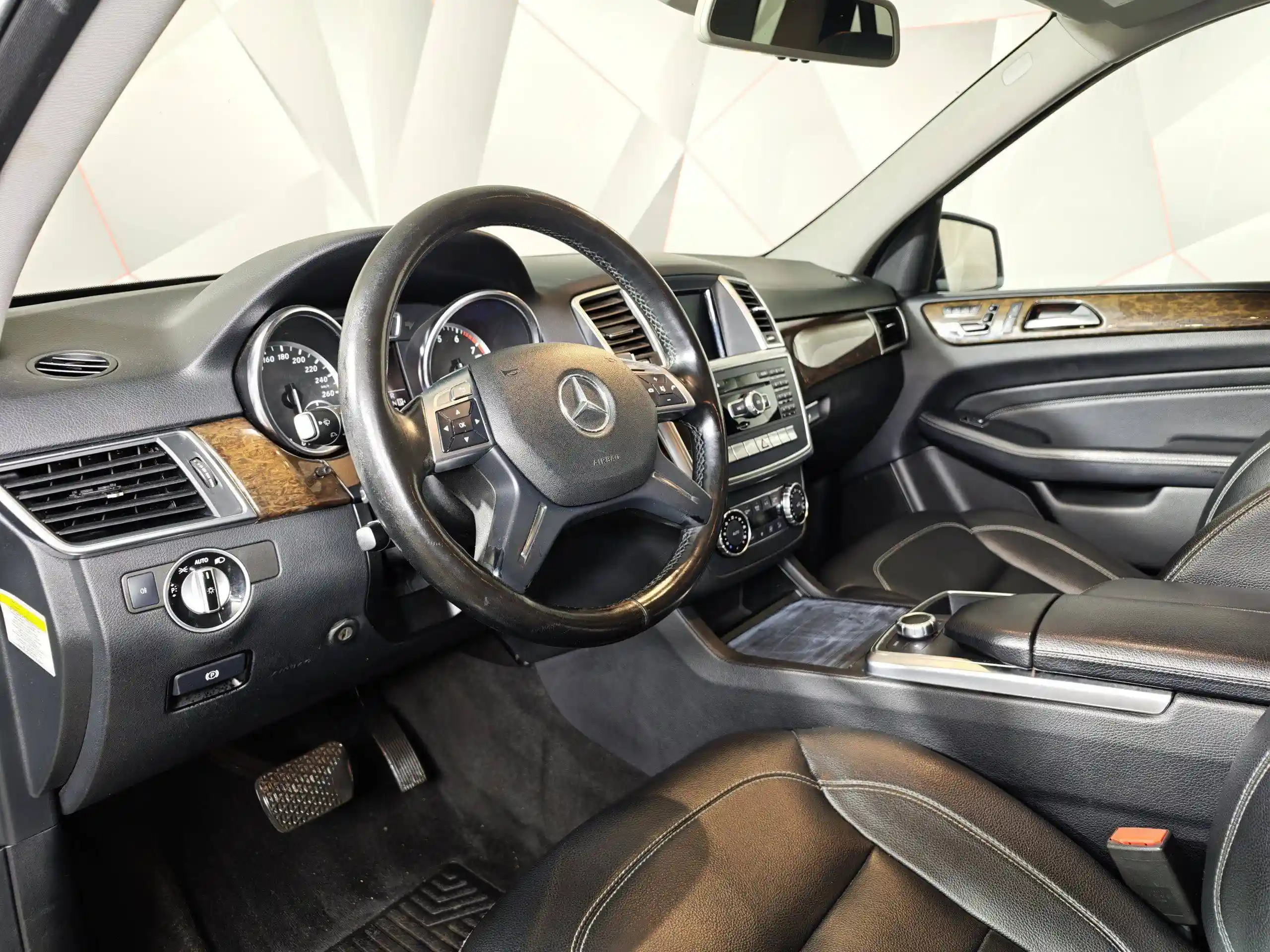 Mercedes-Benz M-Класс 2012