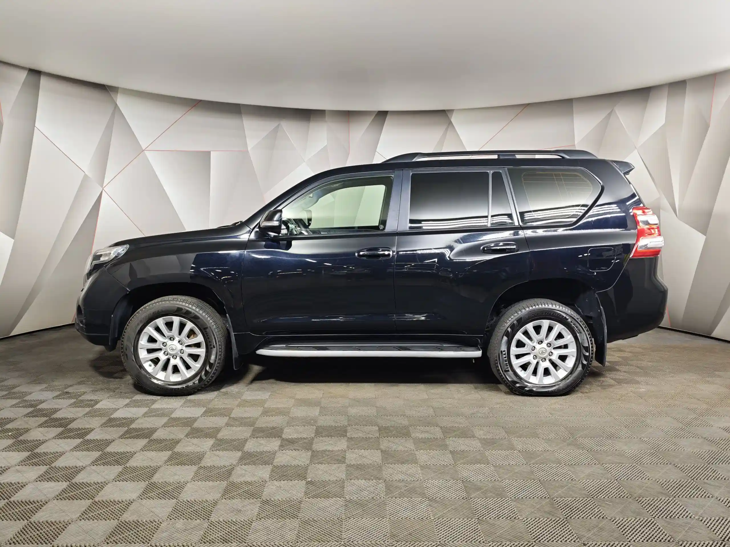 Toyota Land Cruiser Prado 2013