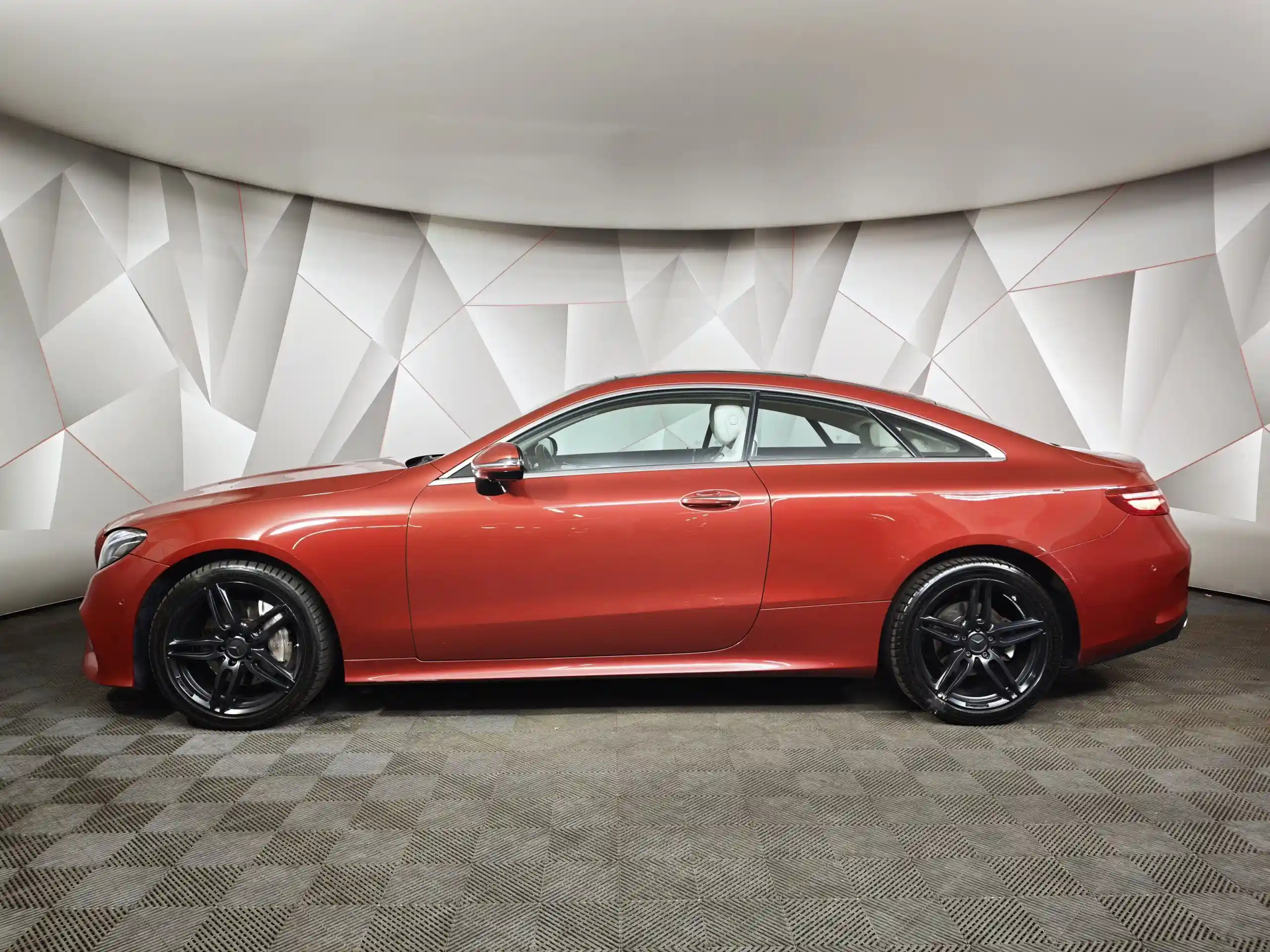Mercedes-Benz E-Класс 2018
