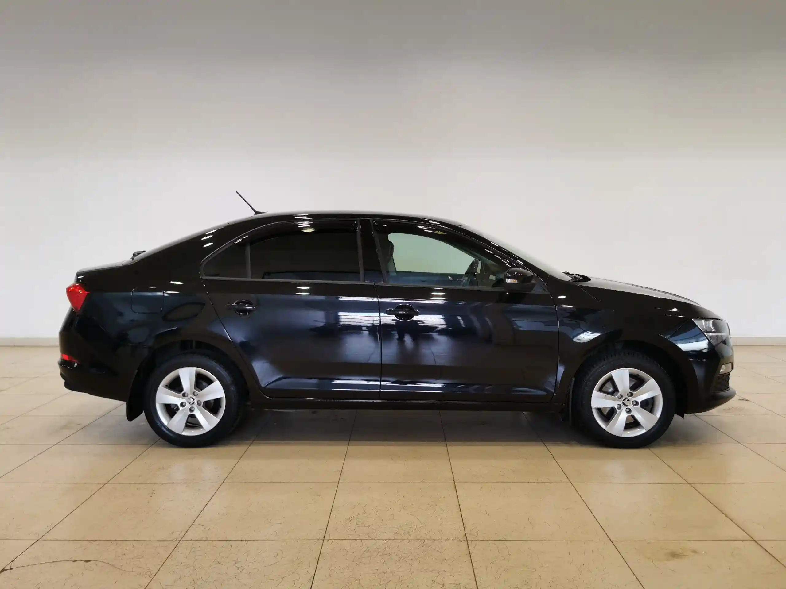 Skoda Rapid 2021