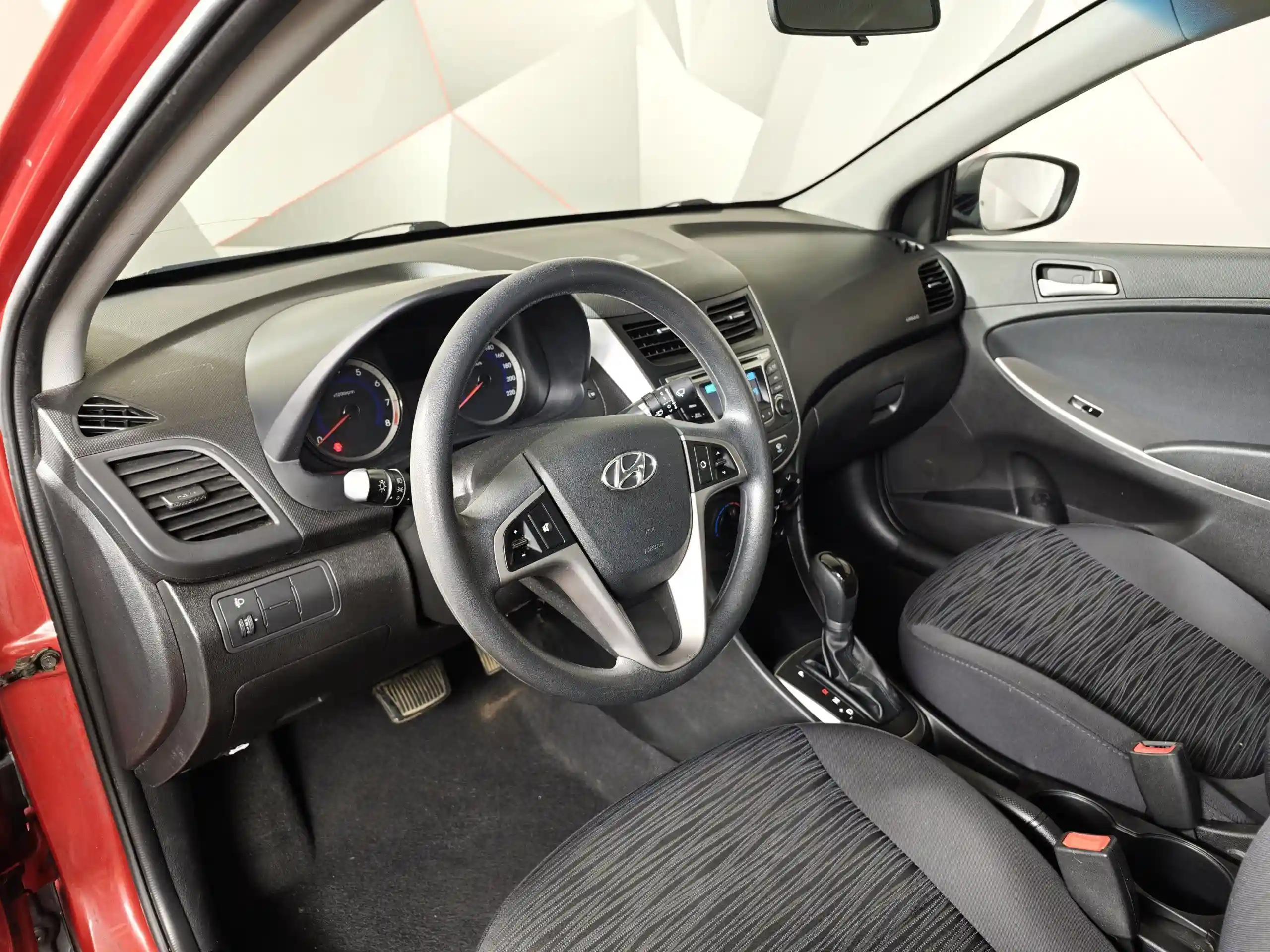 Hyundai Solaris 2014