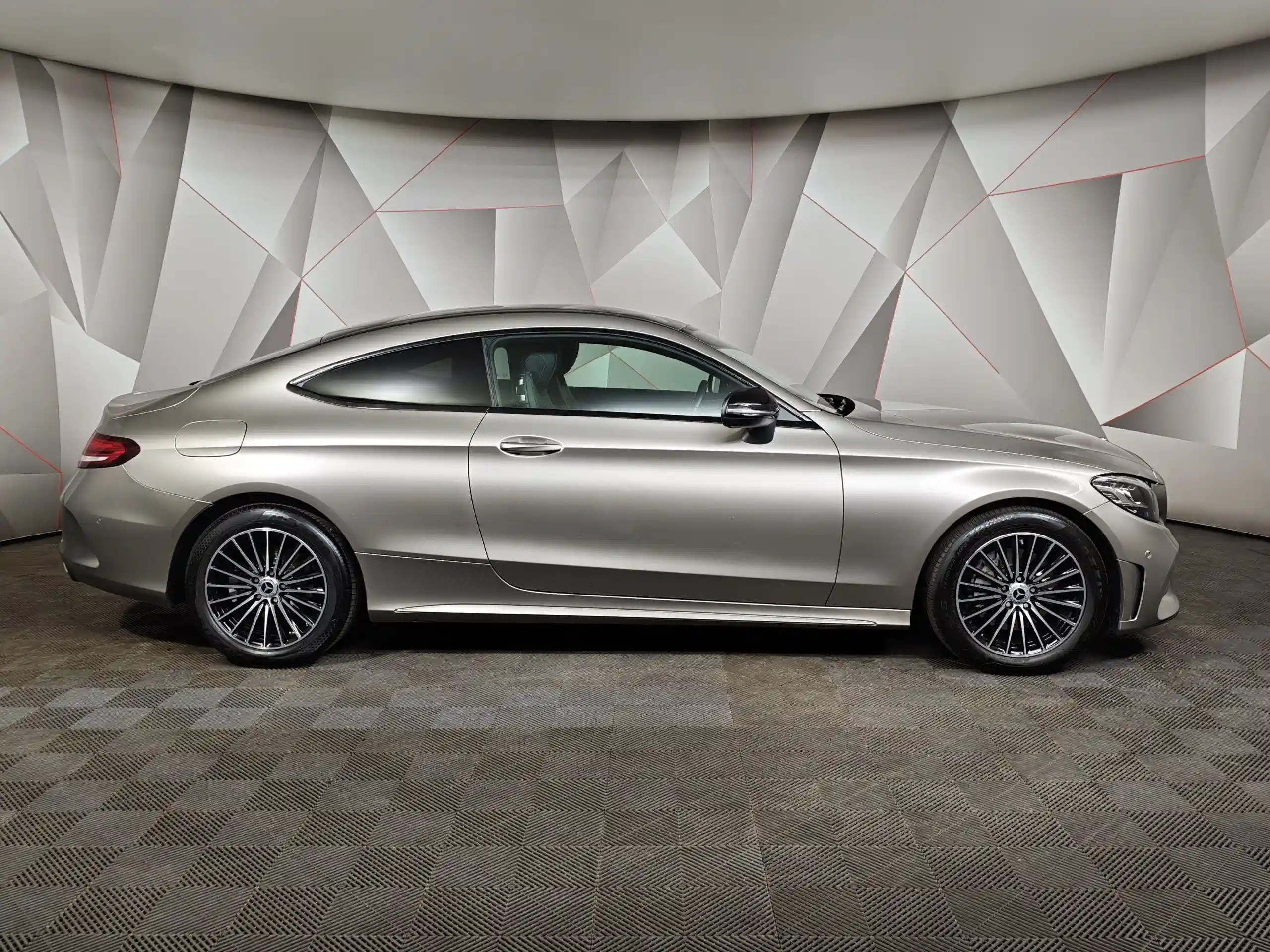 Mercedes-Benz C-Класс 2020