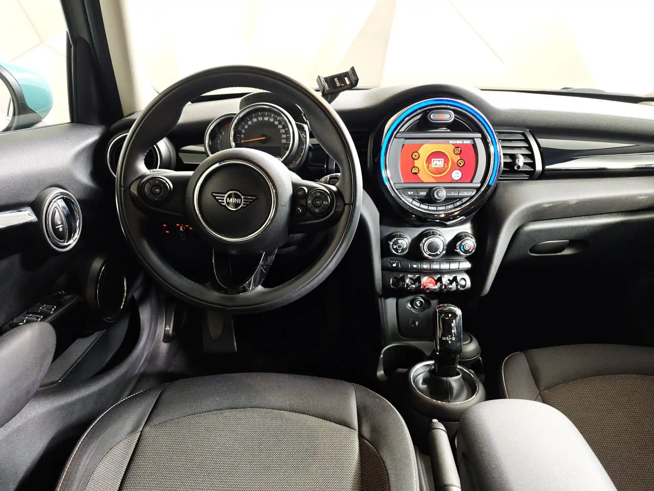 MINI 3 двери 2020