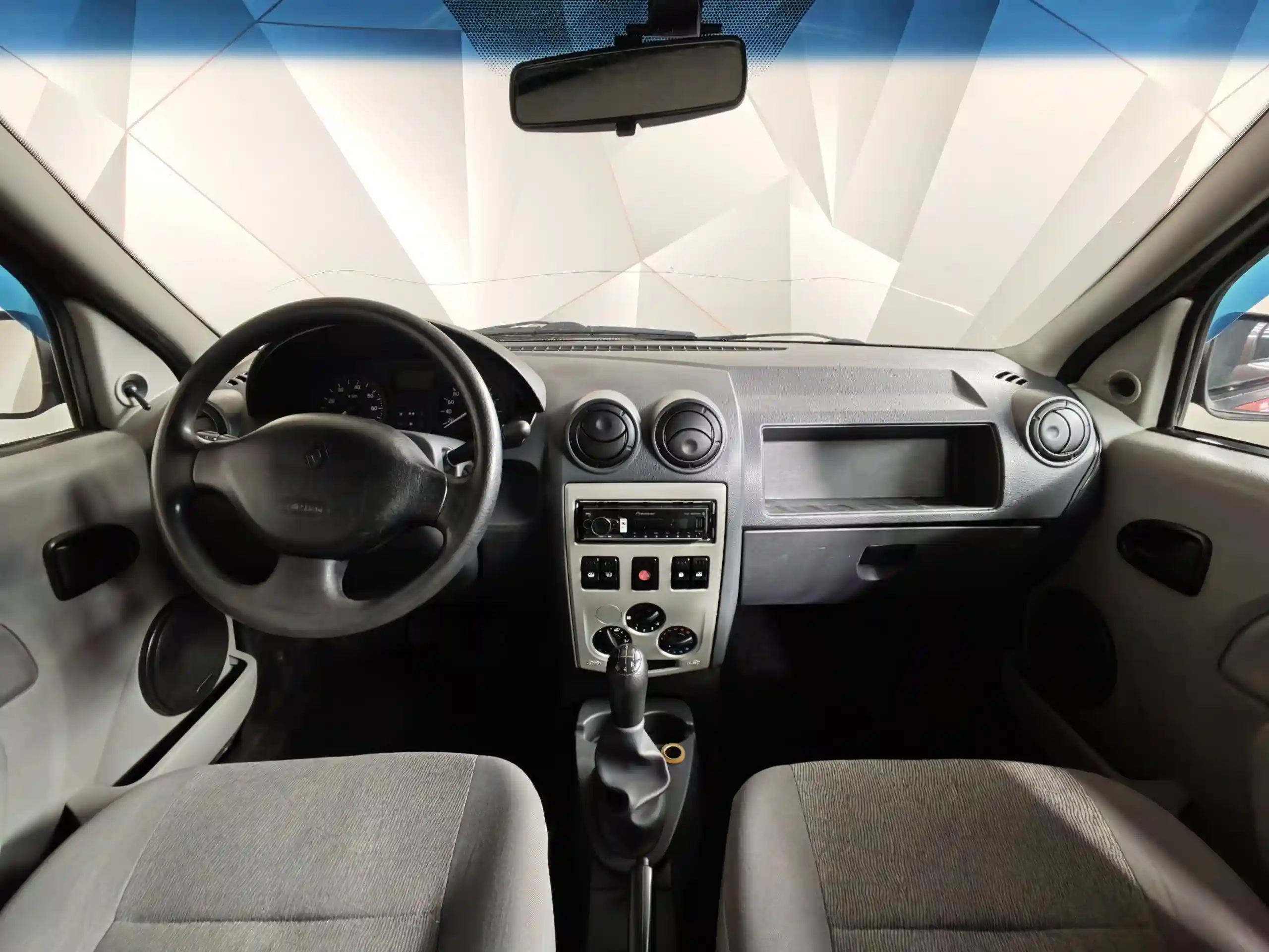 Renault Logan 2009
