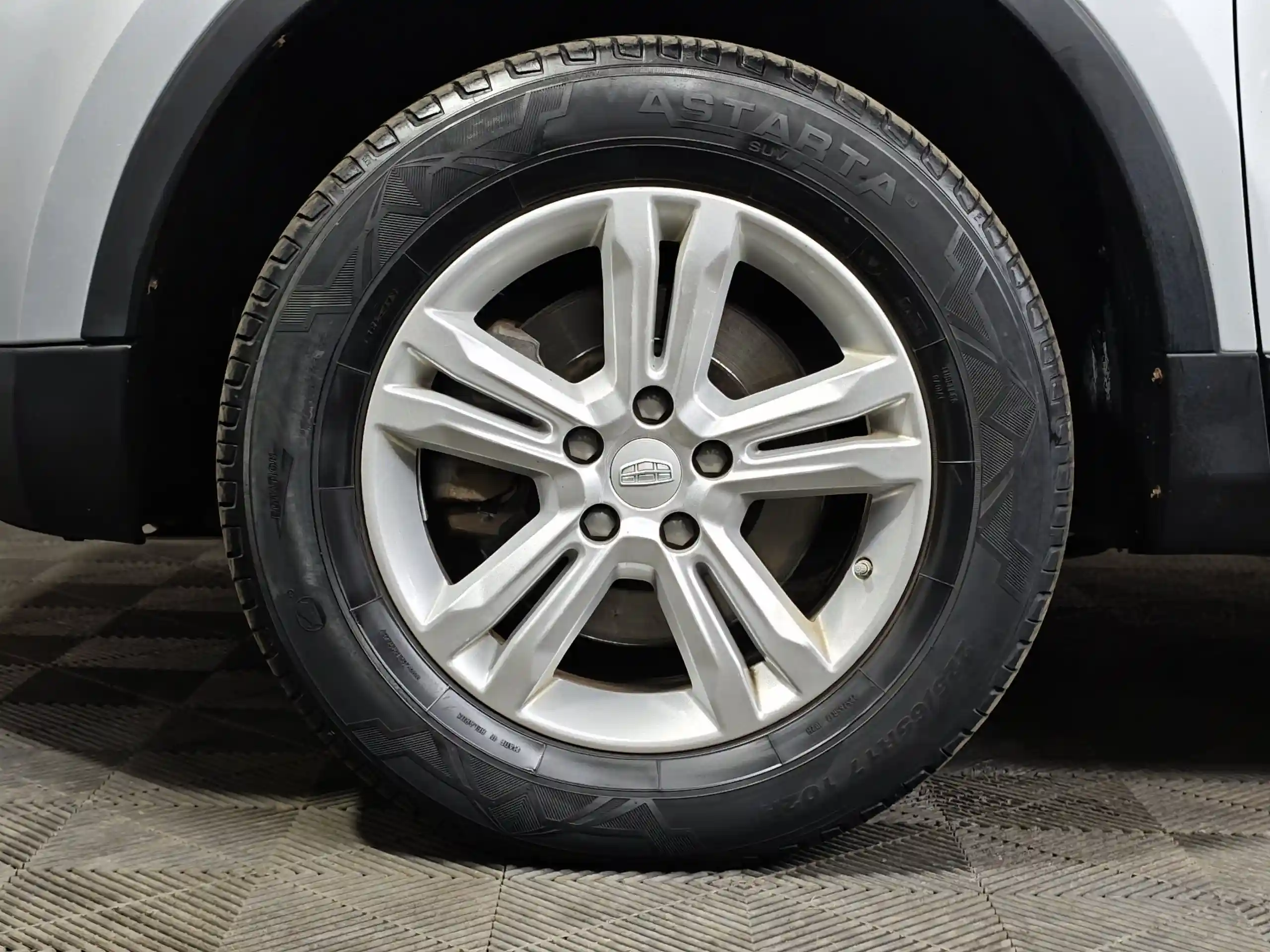Geely Atlas 2018