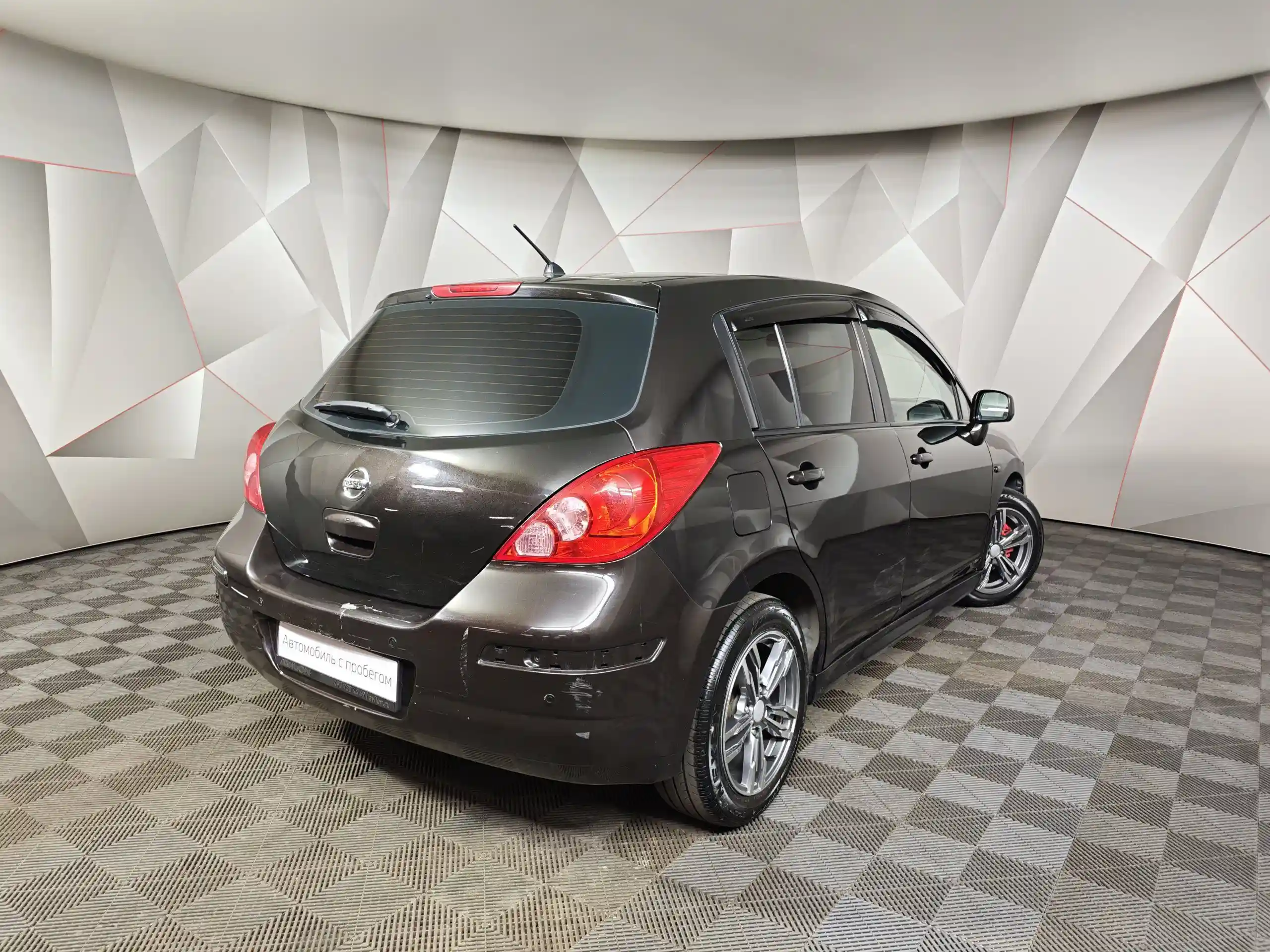 Nissan Tiida 2012