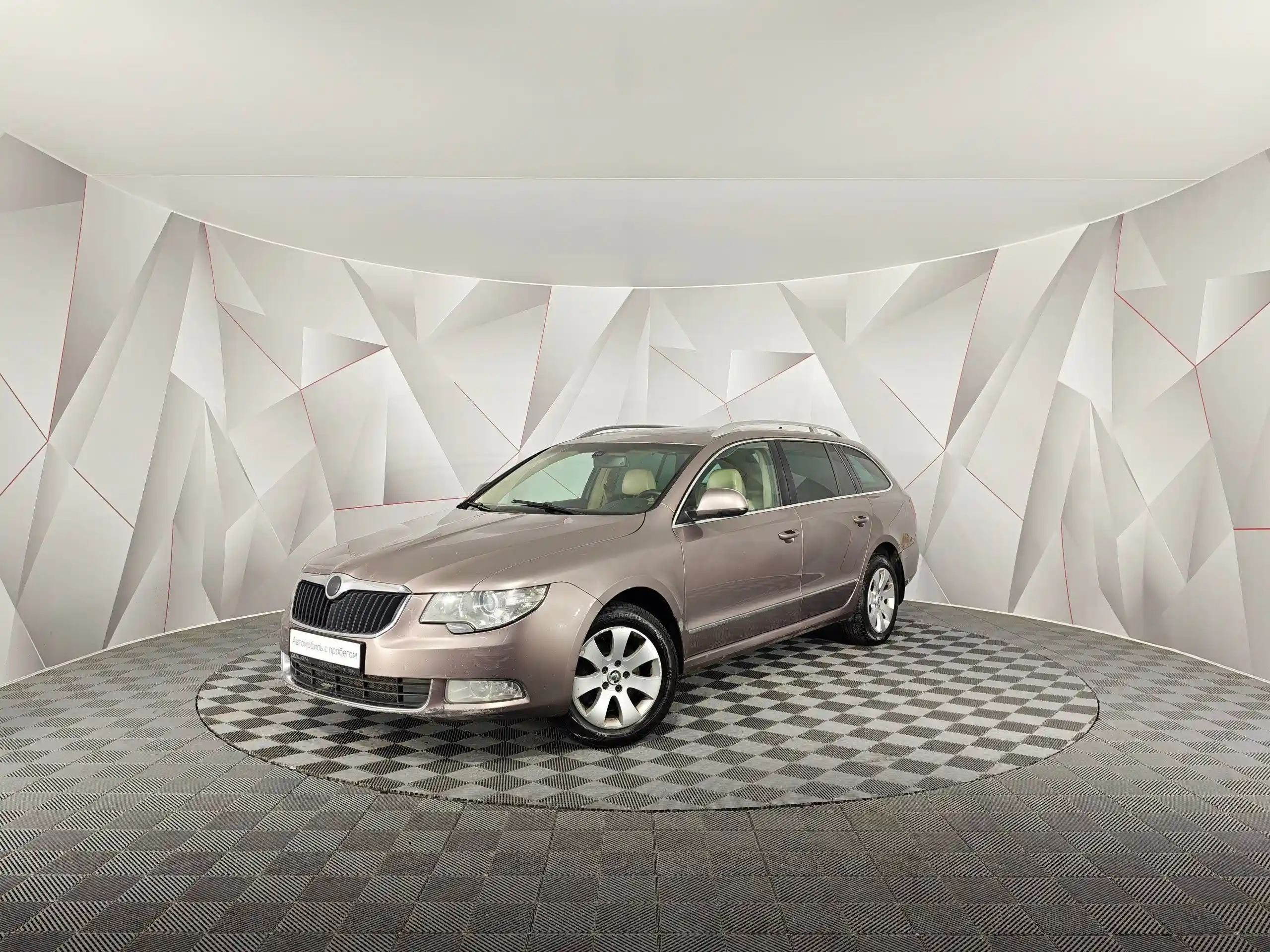 Skoda Superb 2012