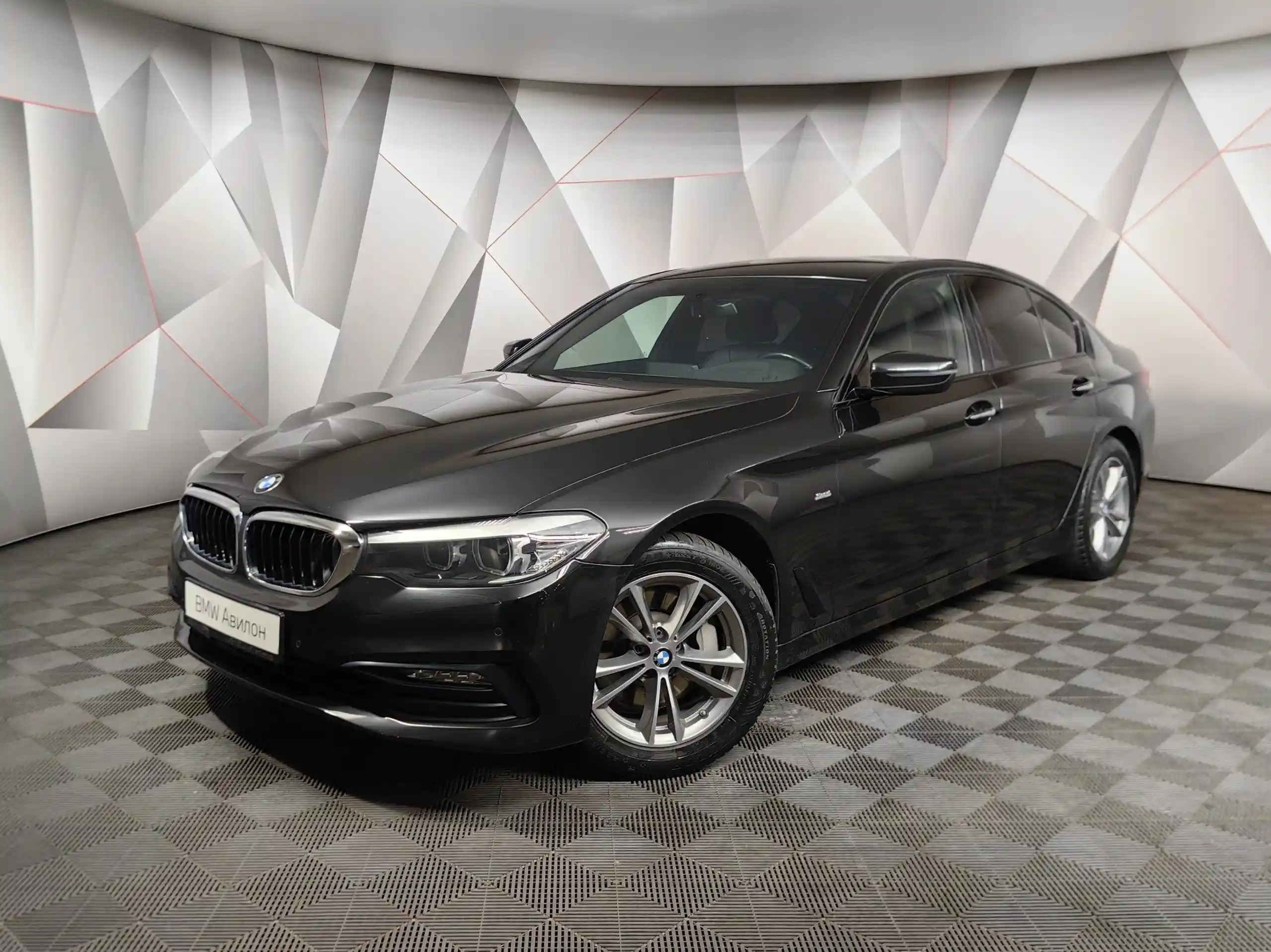 BMW 5 серия 2017