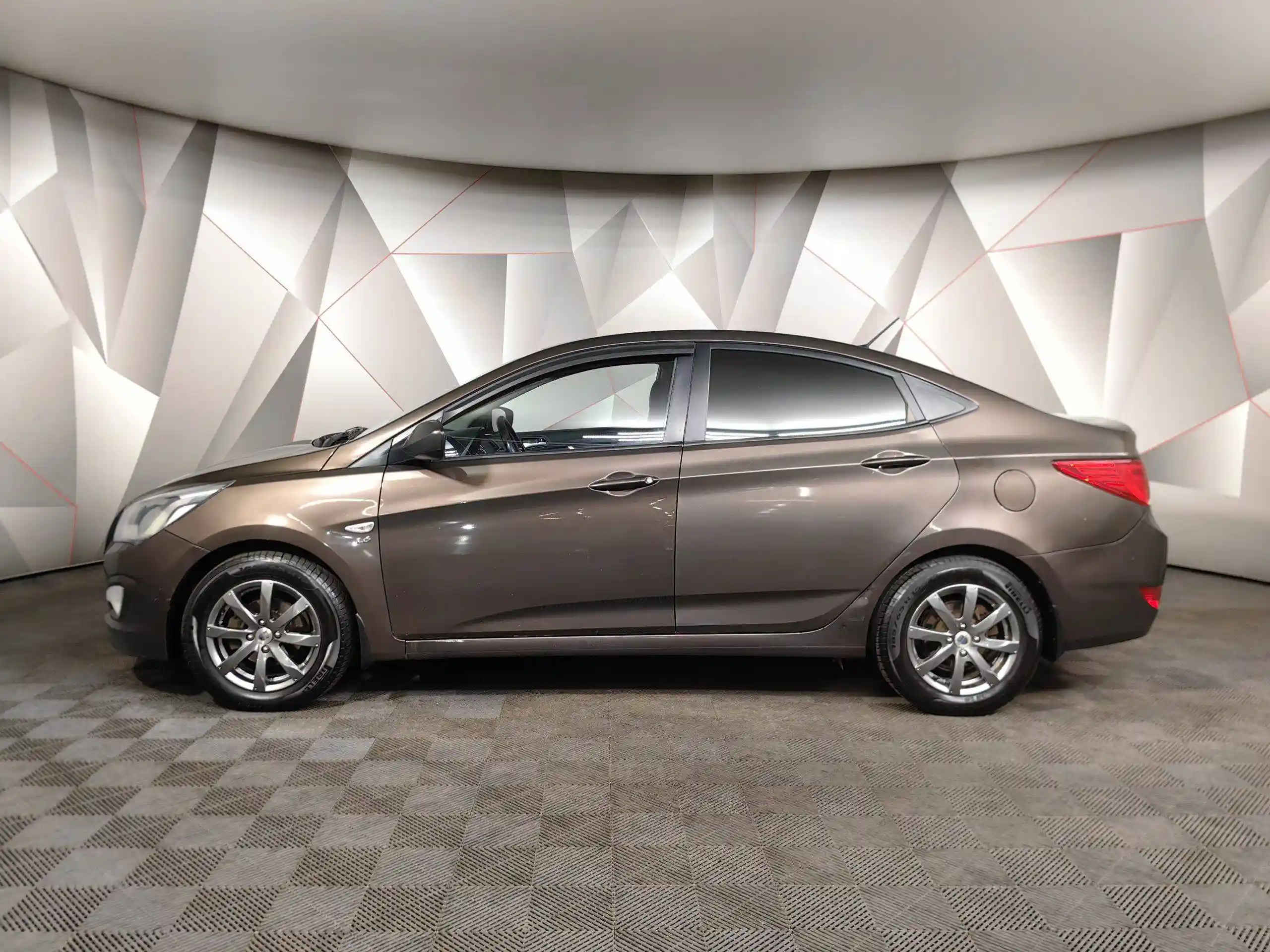 Hyundai Solaris 2014