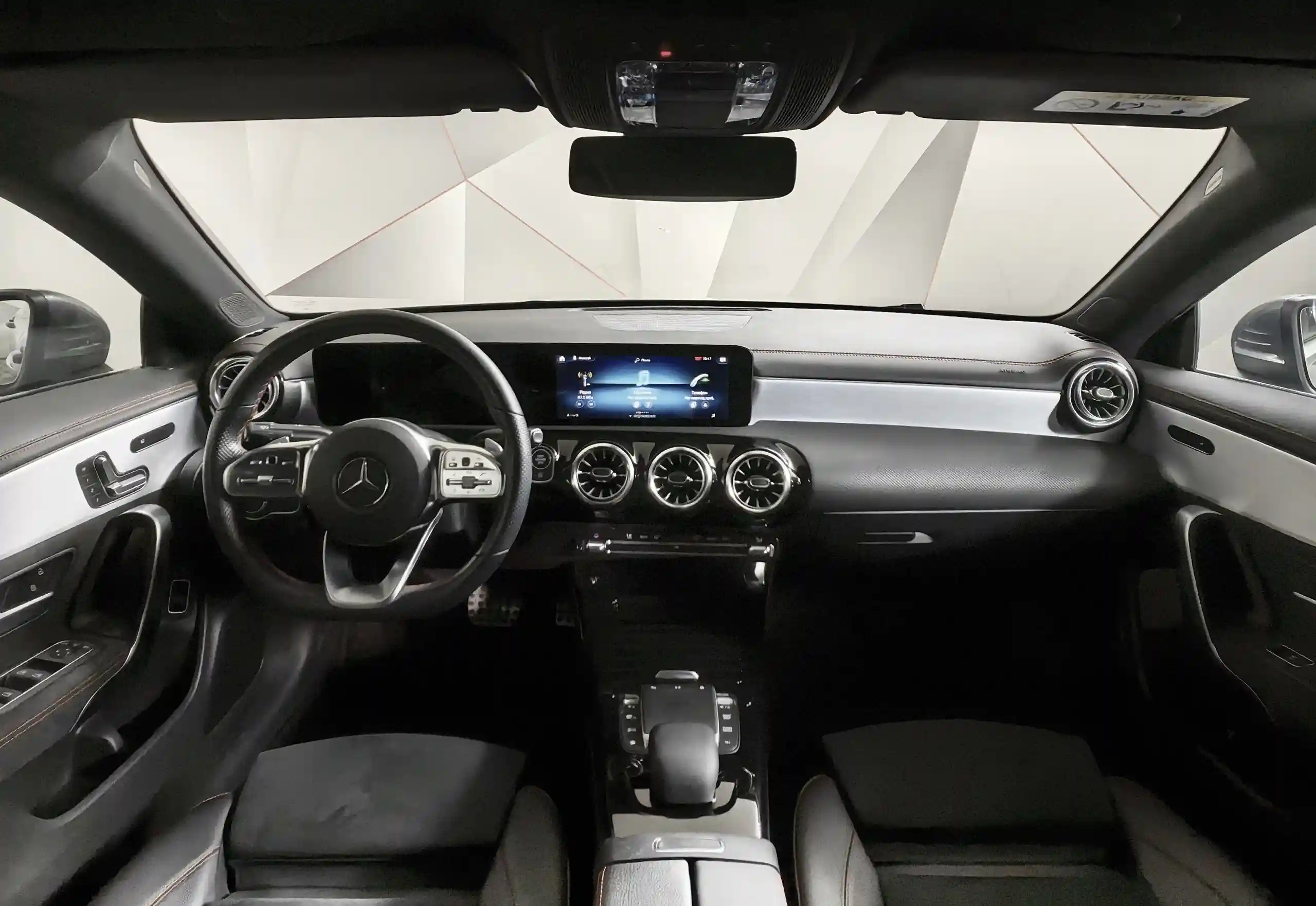 Mercedes-Benz CLA 2021