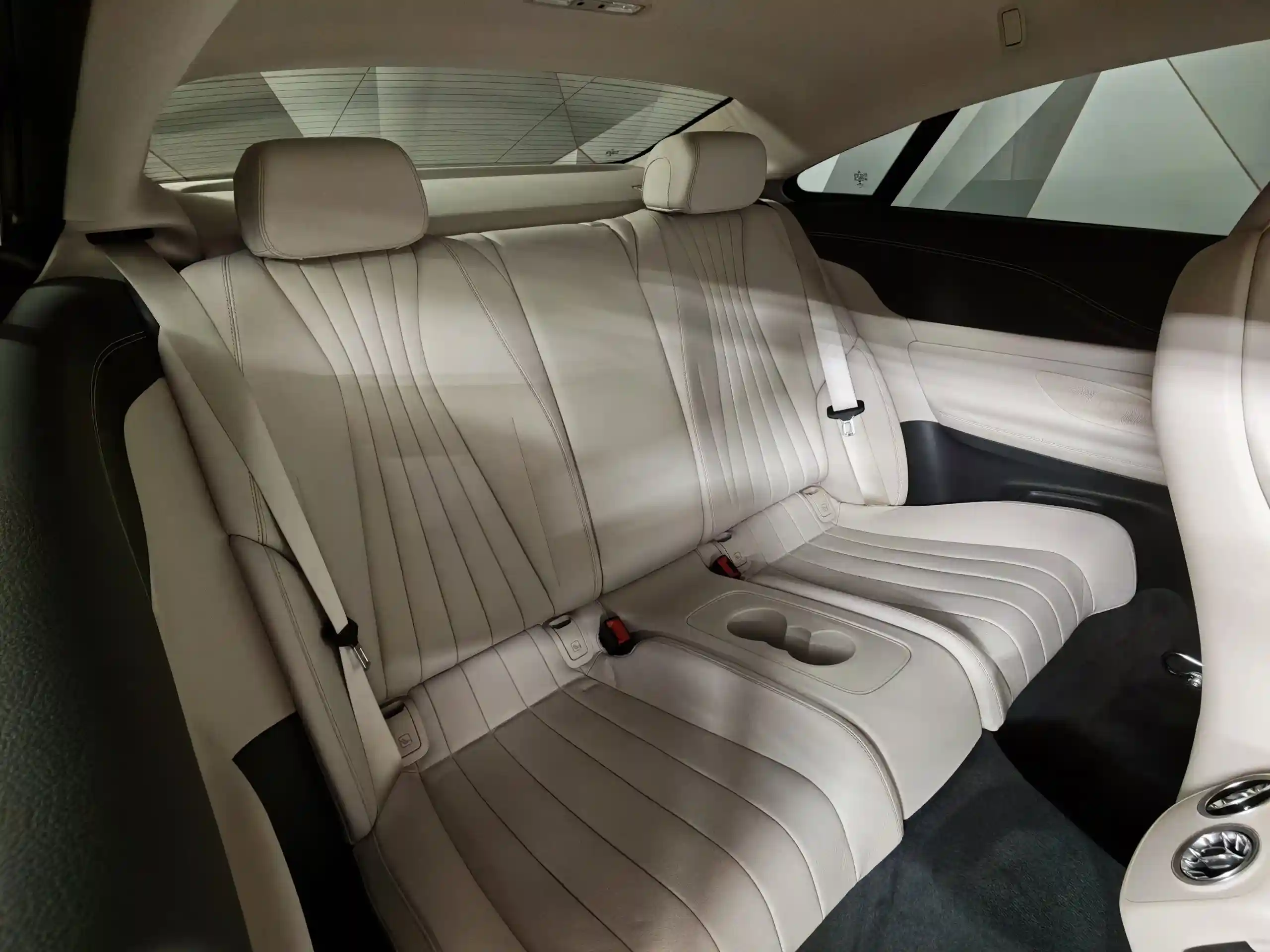 Mercedes-Benz E-Класс 2020