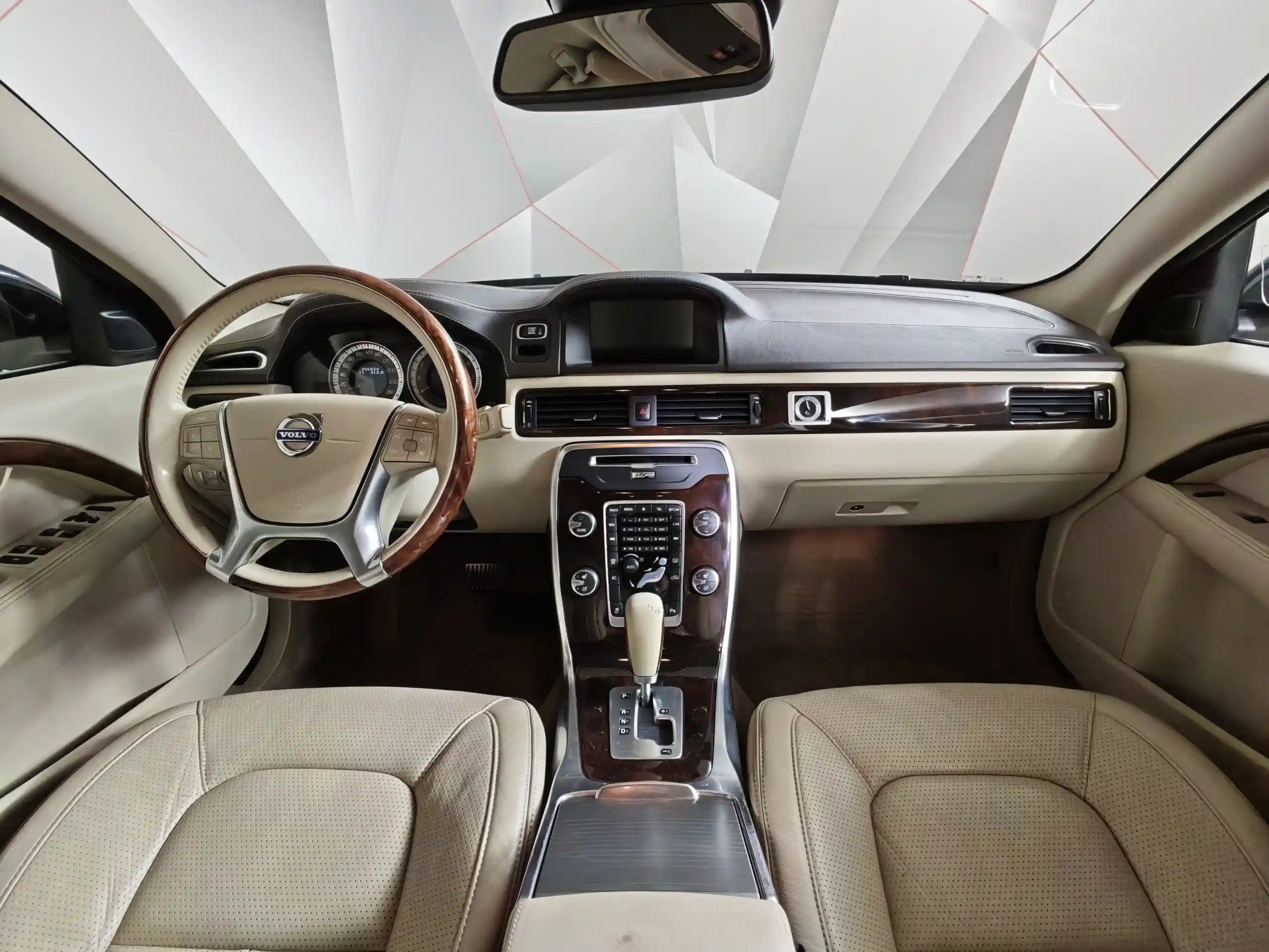 Volvo S80 2012