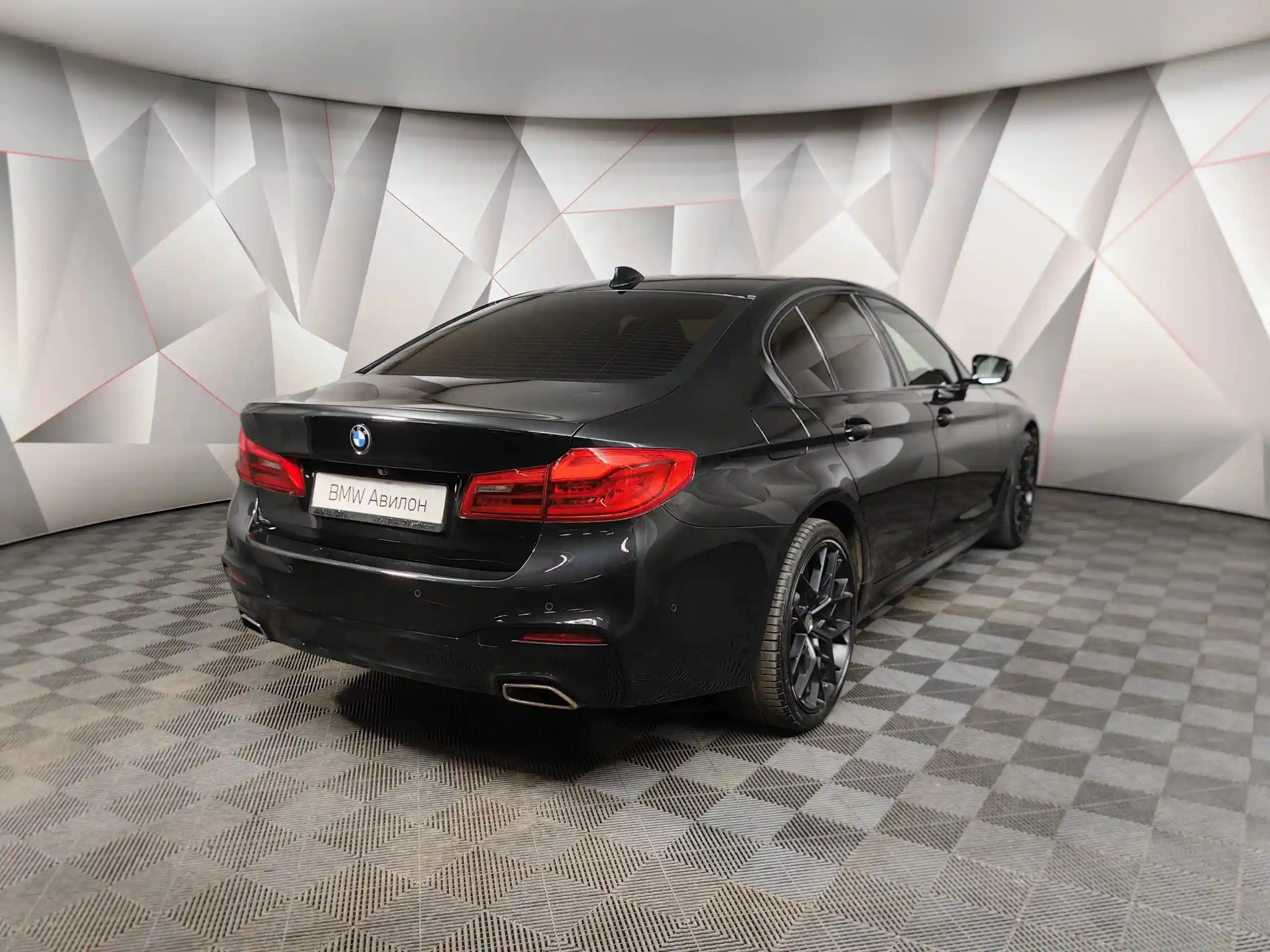 BMW 5 серия 2019