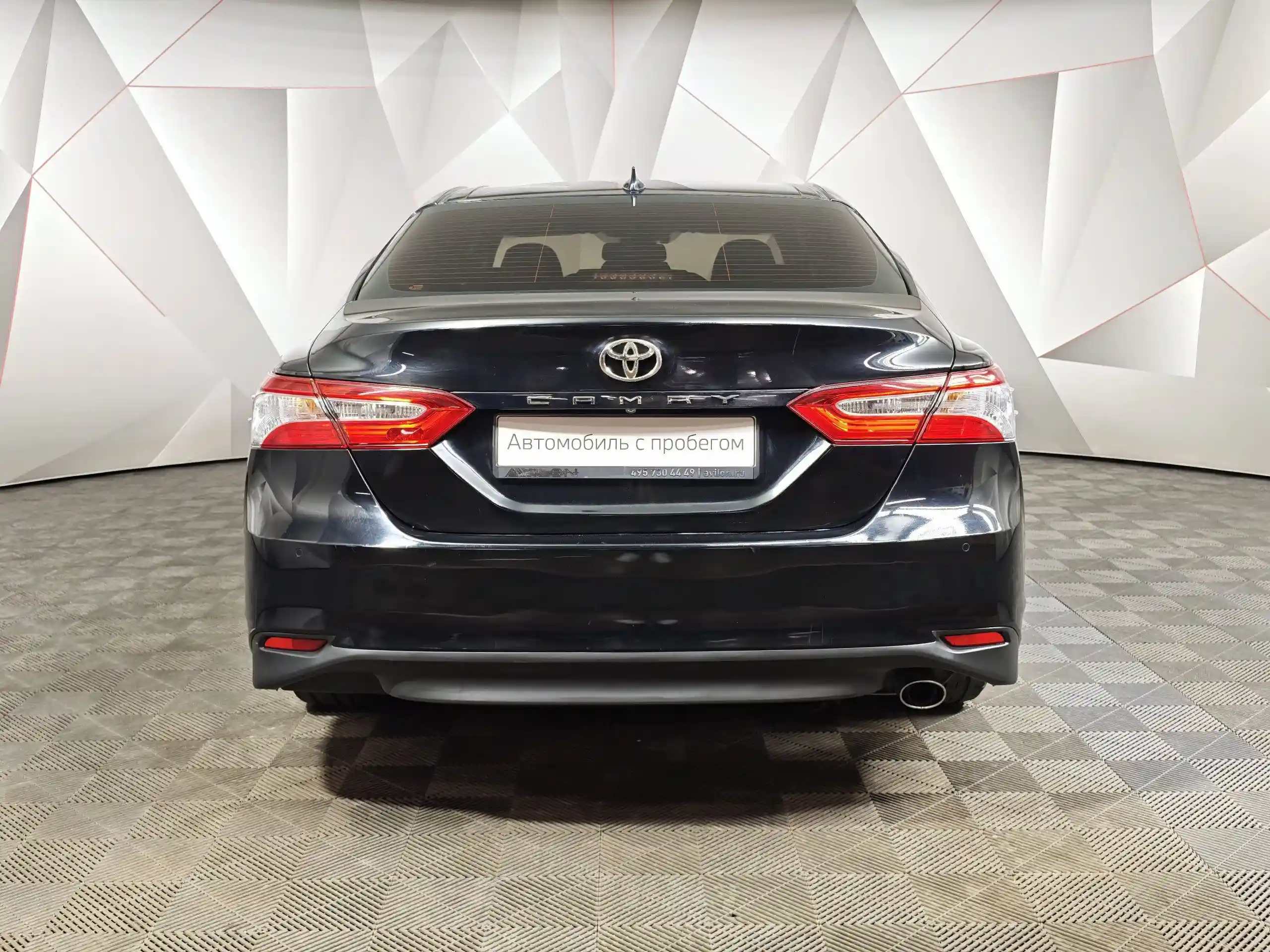 Toyota Camry 2019