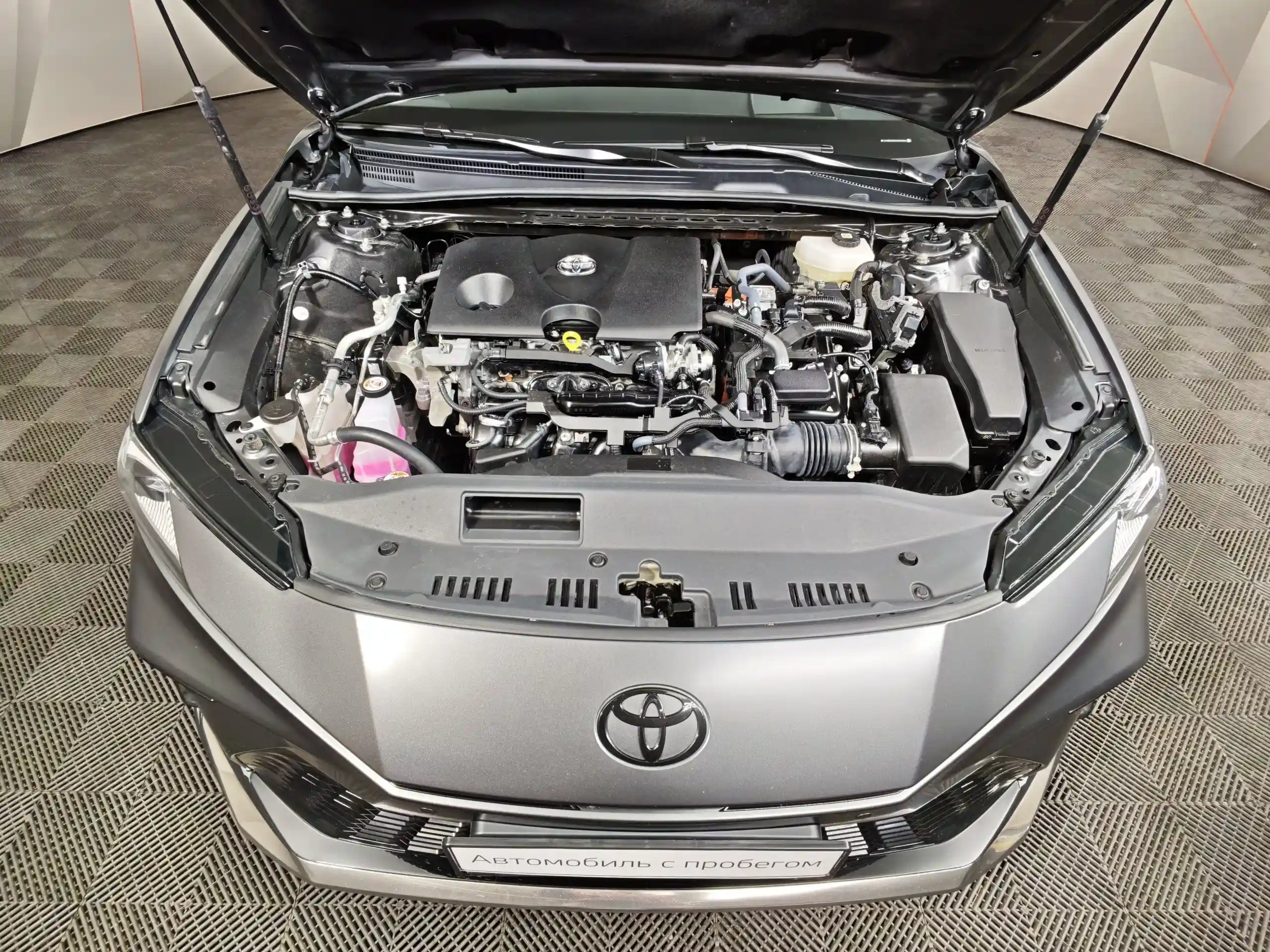 Toyota Camry 2025