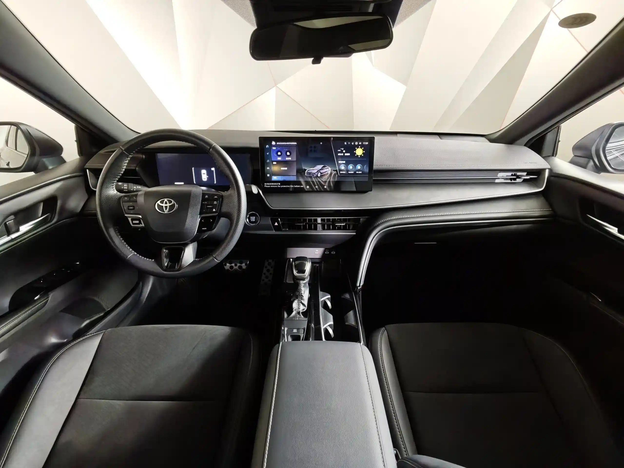 Toyota Camry 2024