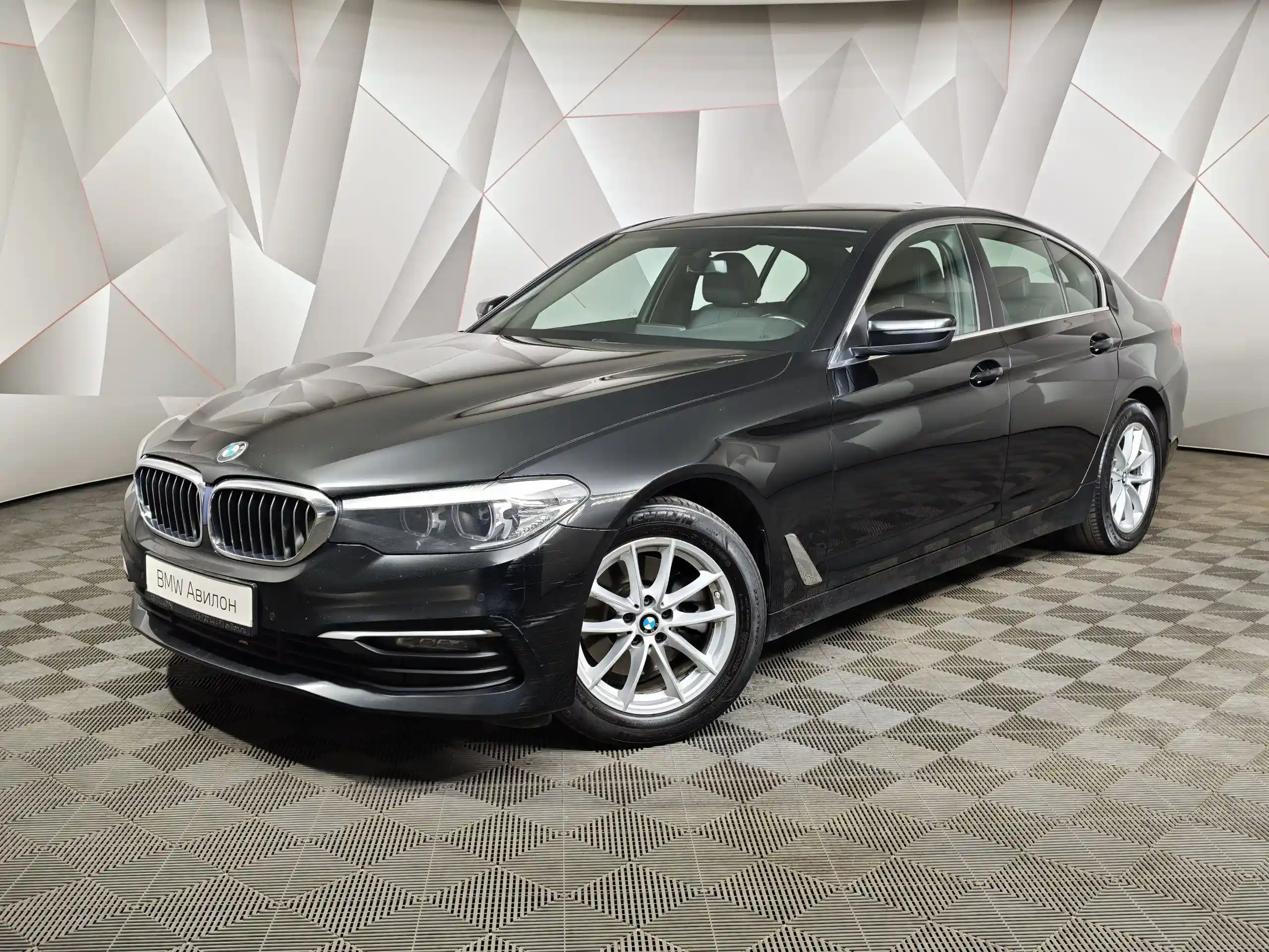 BMW 5 серия 2019
