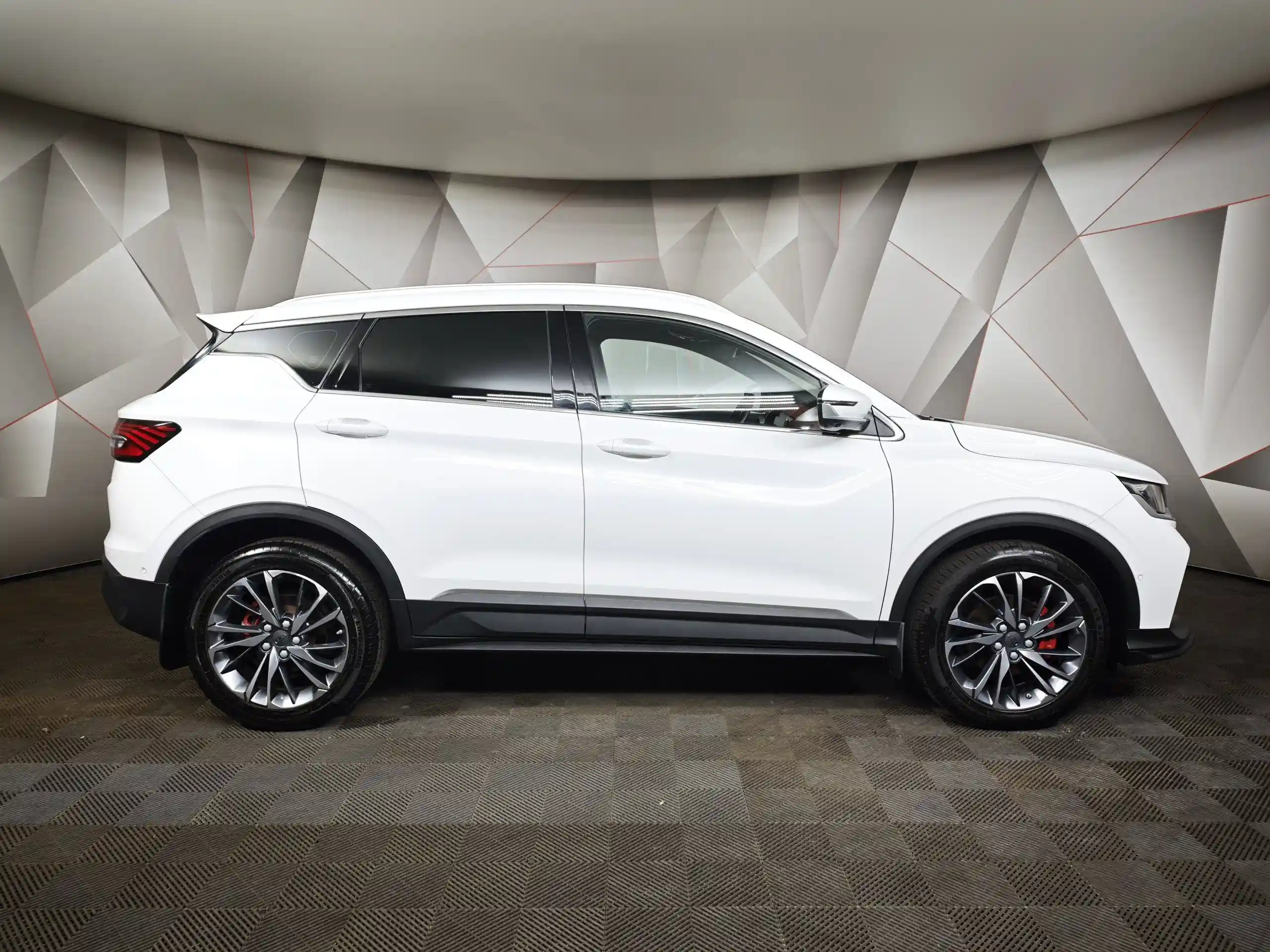 Geely Coolray 2022