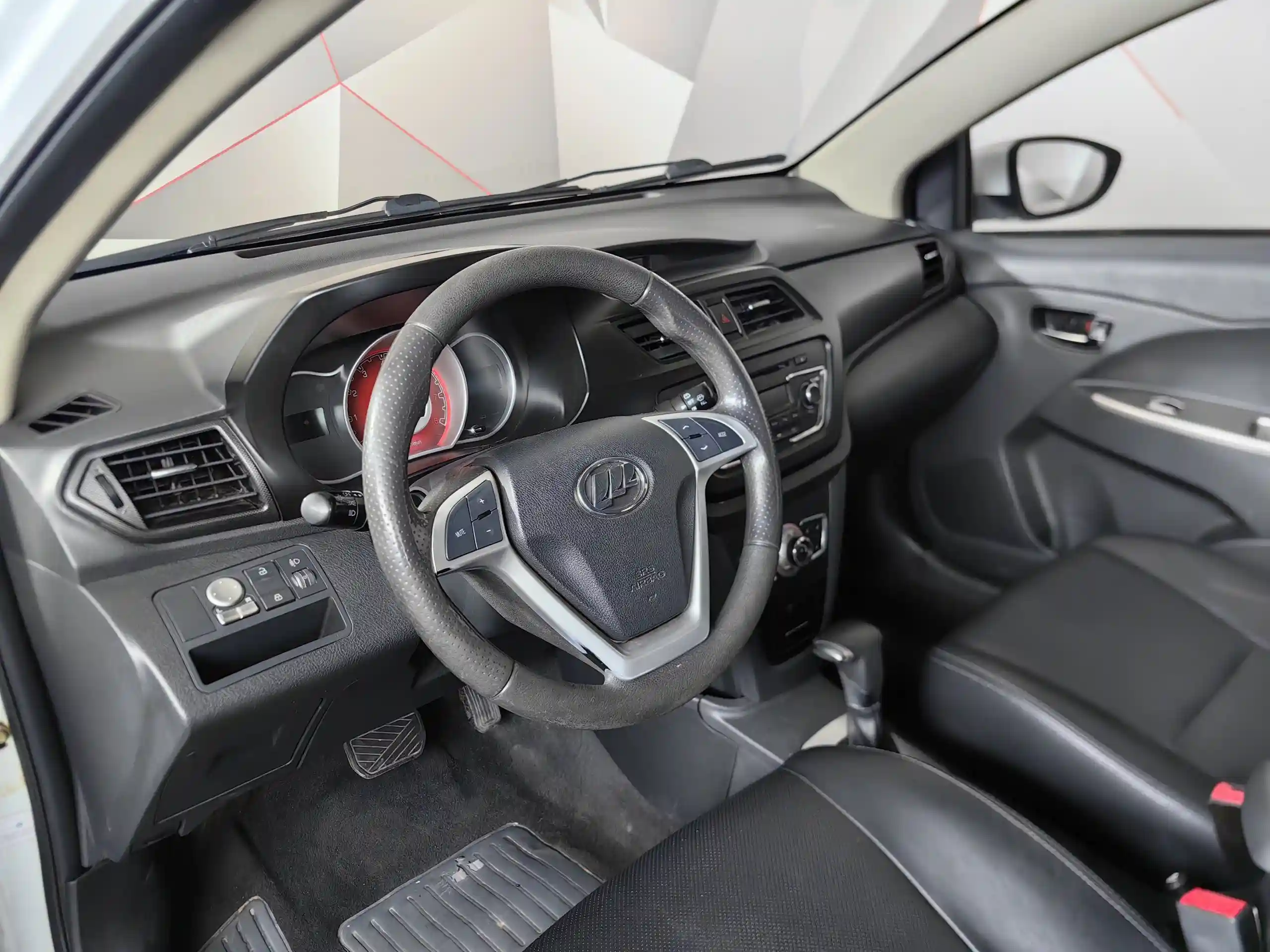 Lifan X50 2018