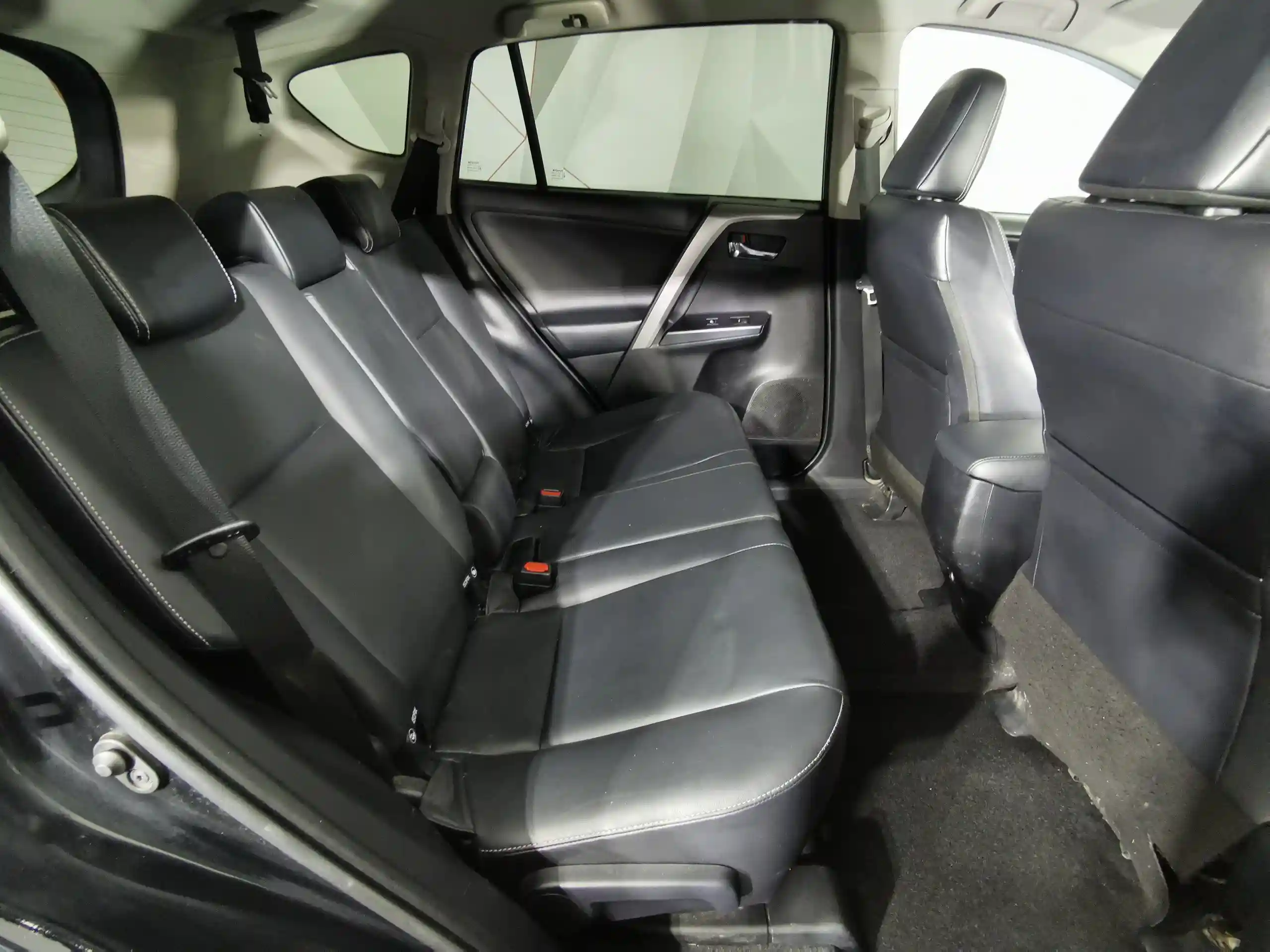 Toyota RAV4 2016