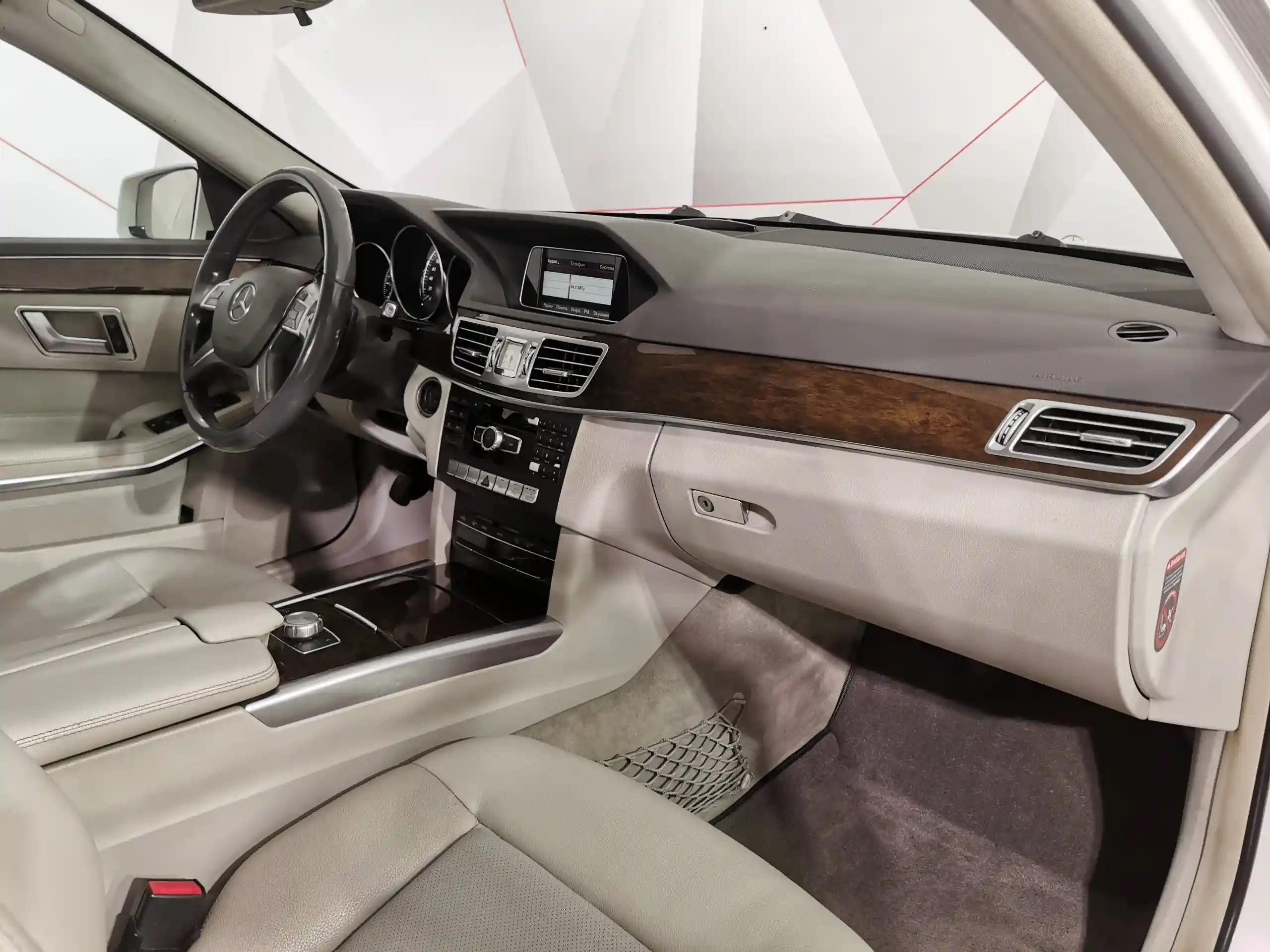 Mercedes-Benz E-Класс 2014