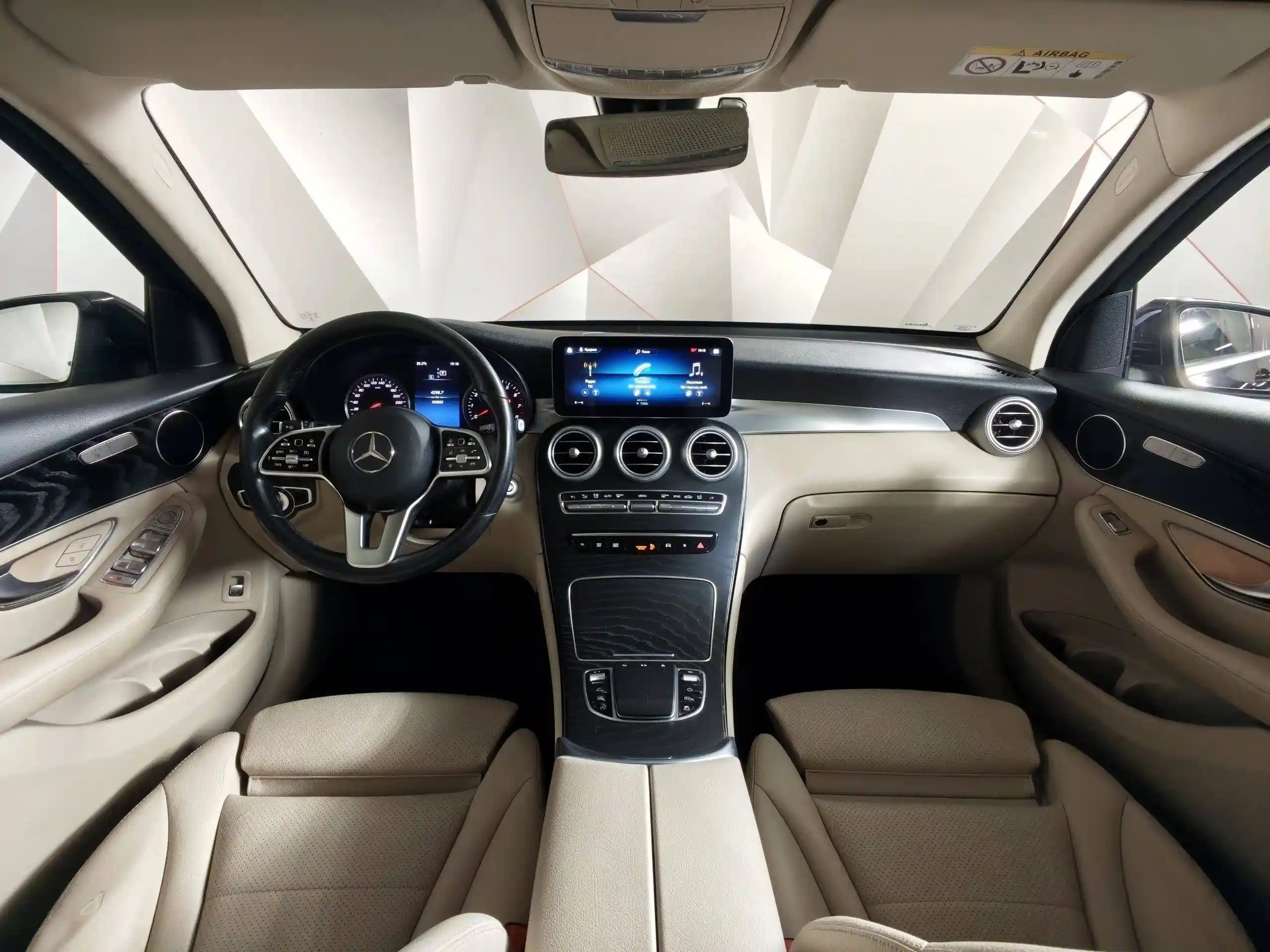 Mercedes-Benz GLC 2021
