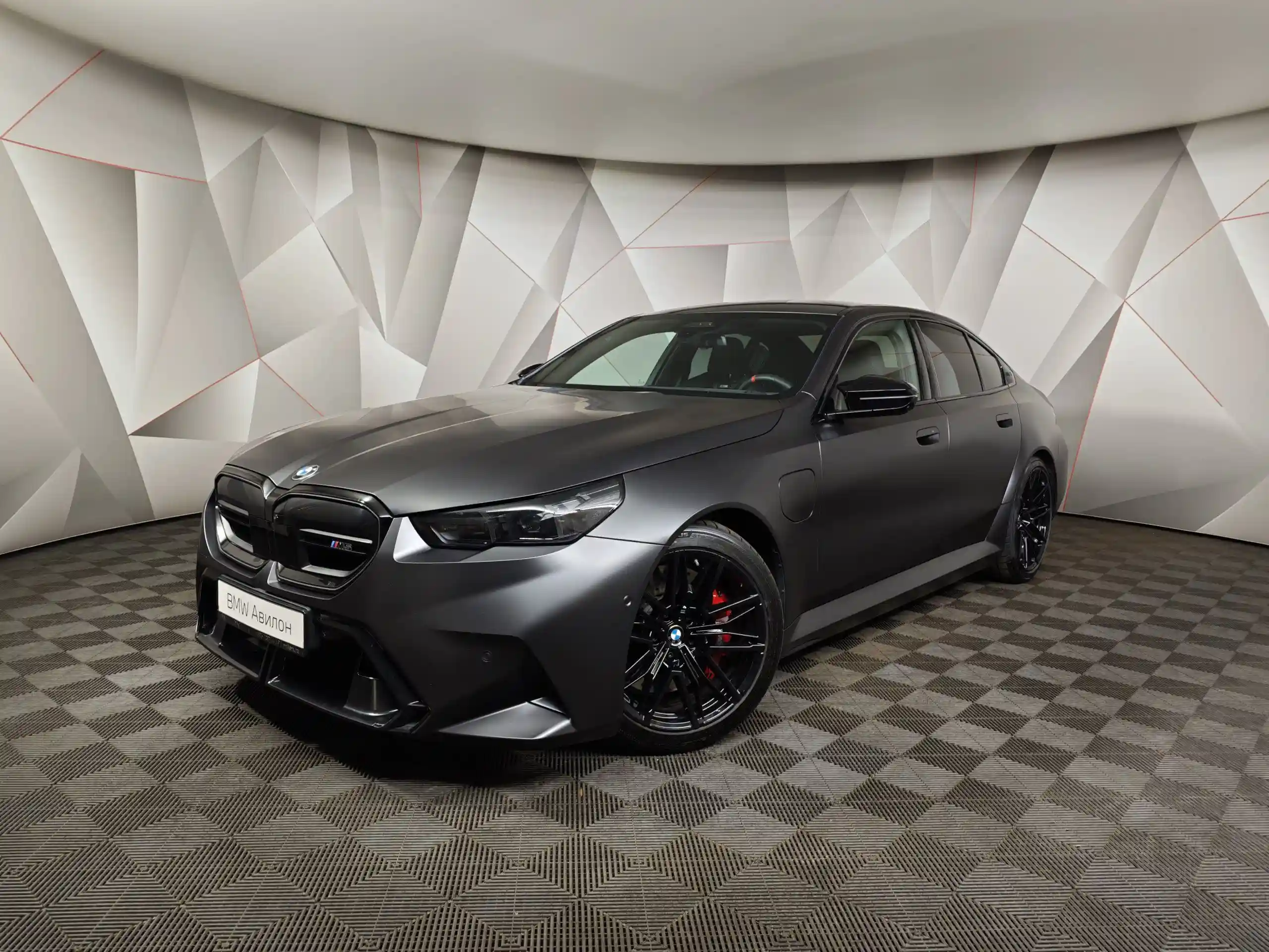 BMW M5 2024