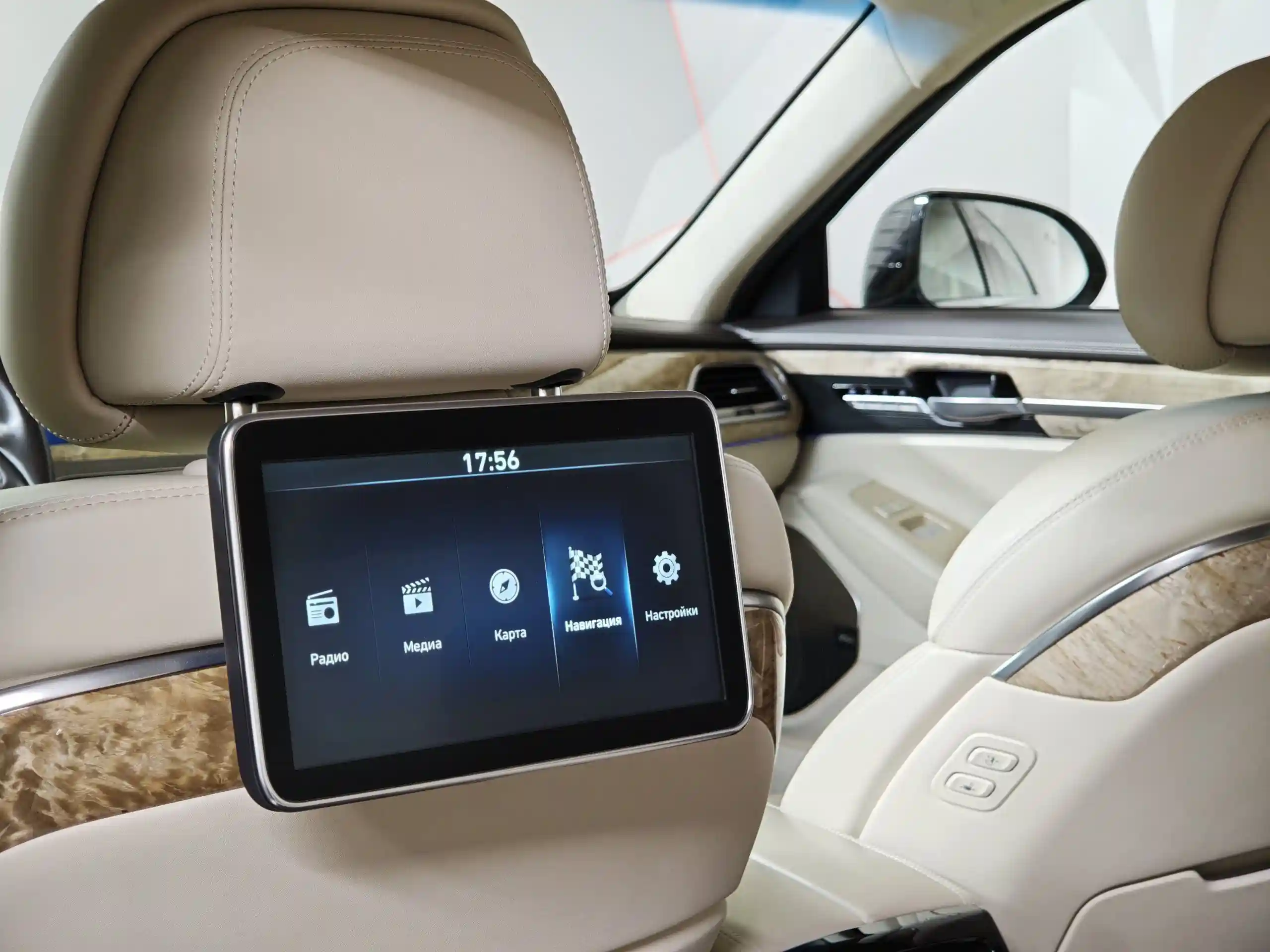 Genesis G90 2018
