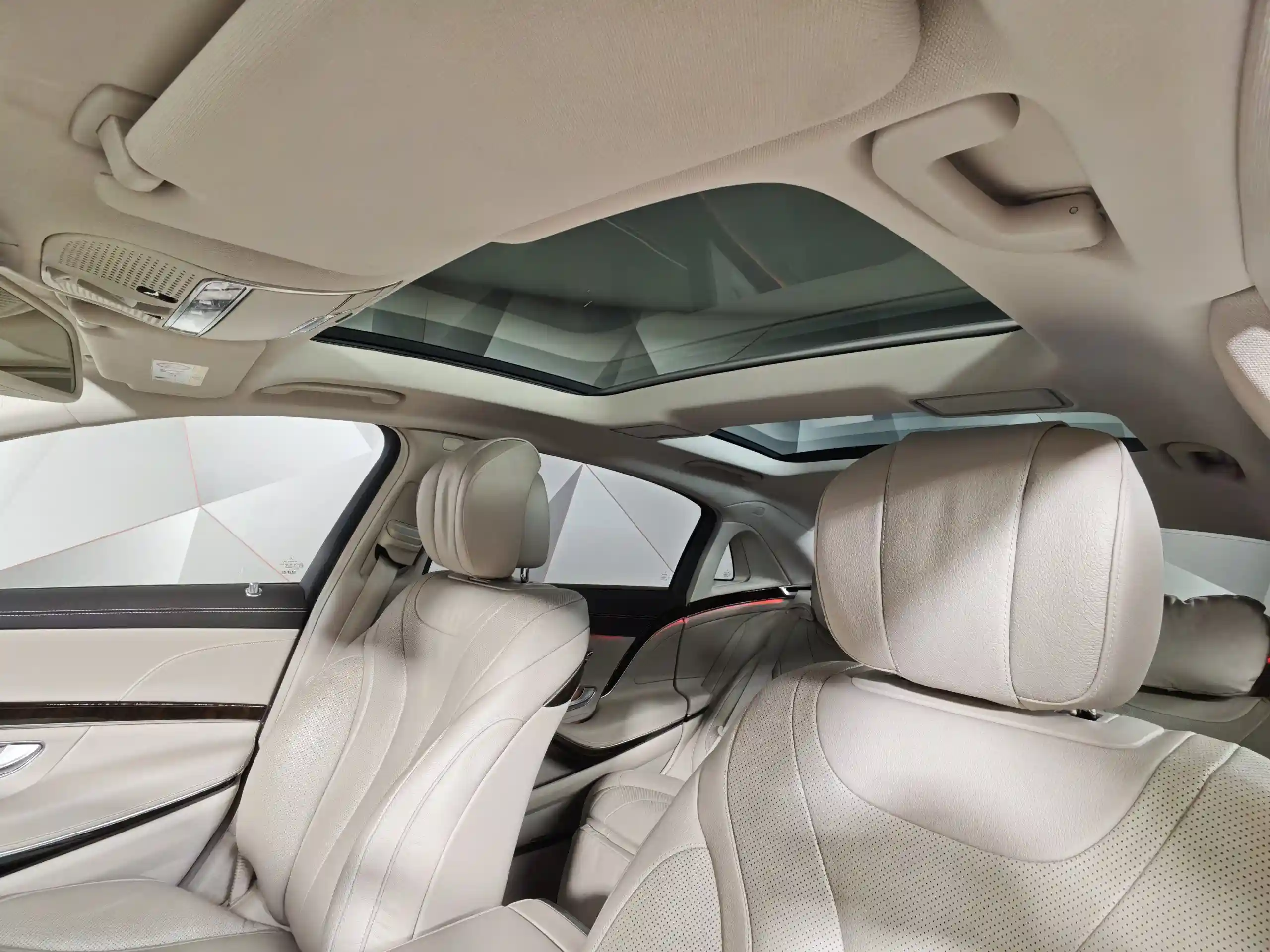 Mercedes-Benz S-Класс 2015