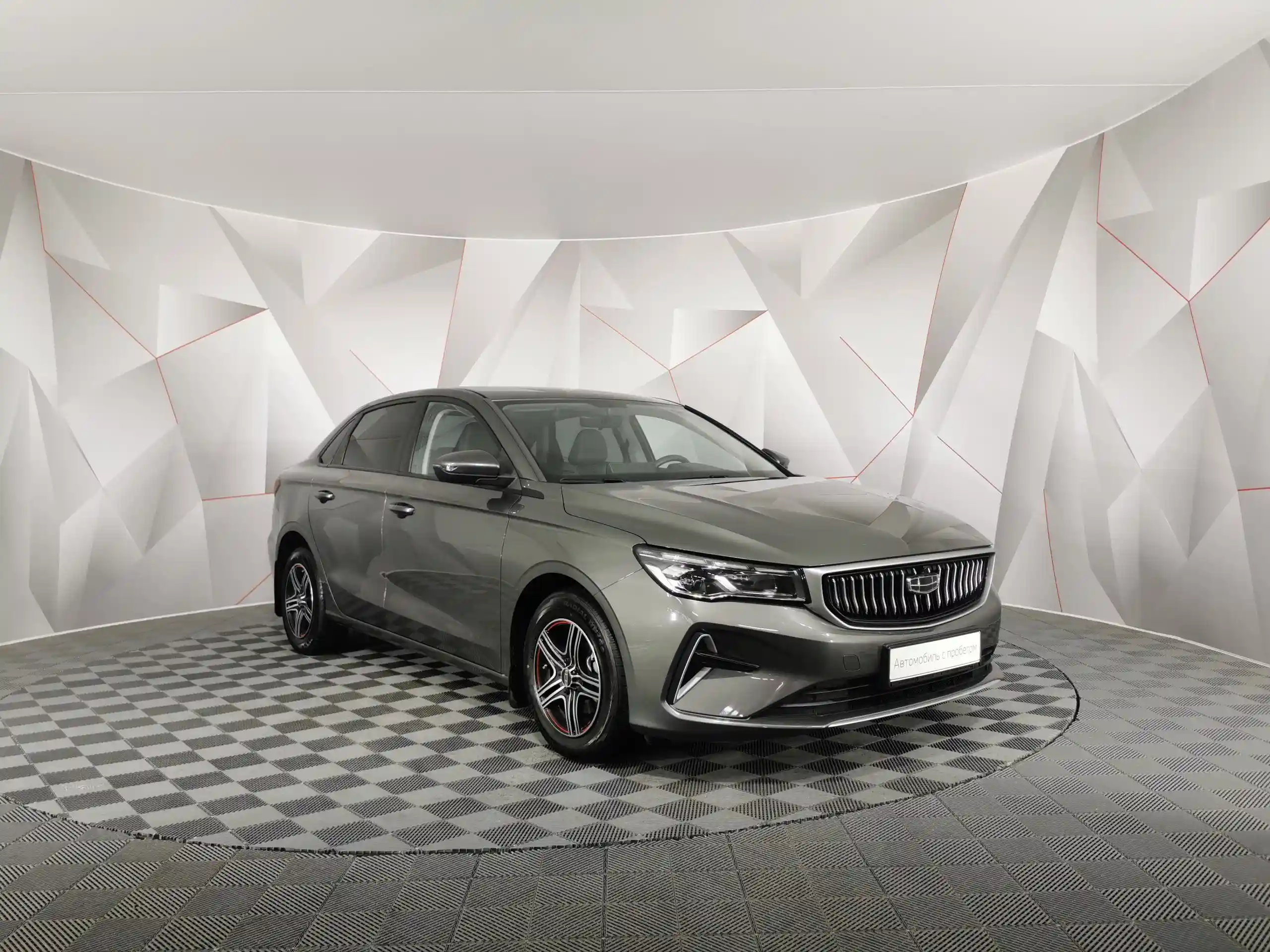 Geely Emgrand 2024