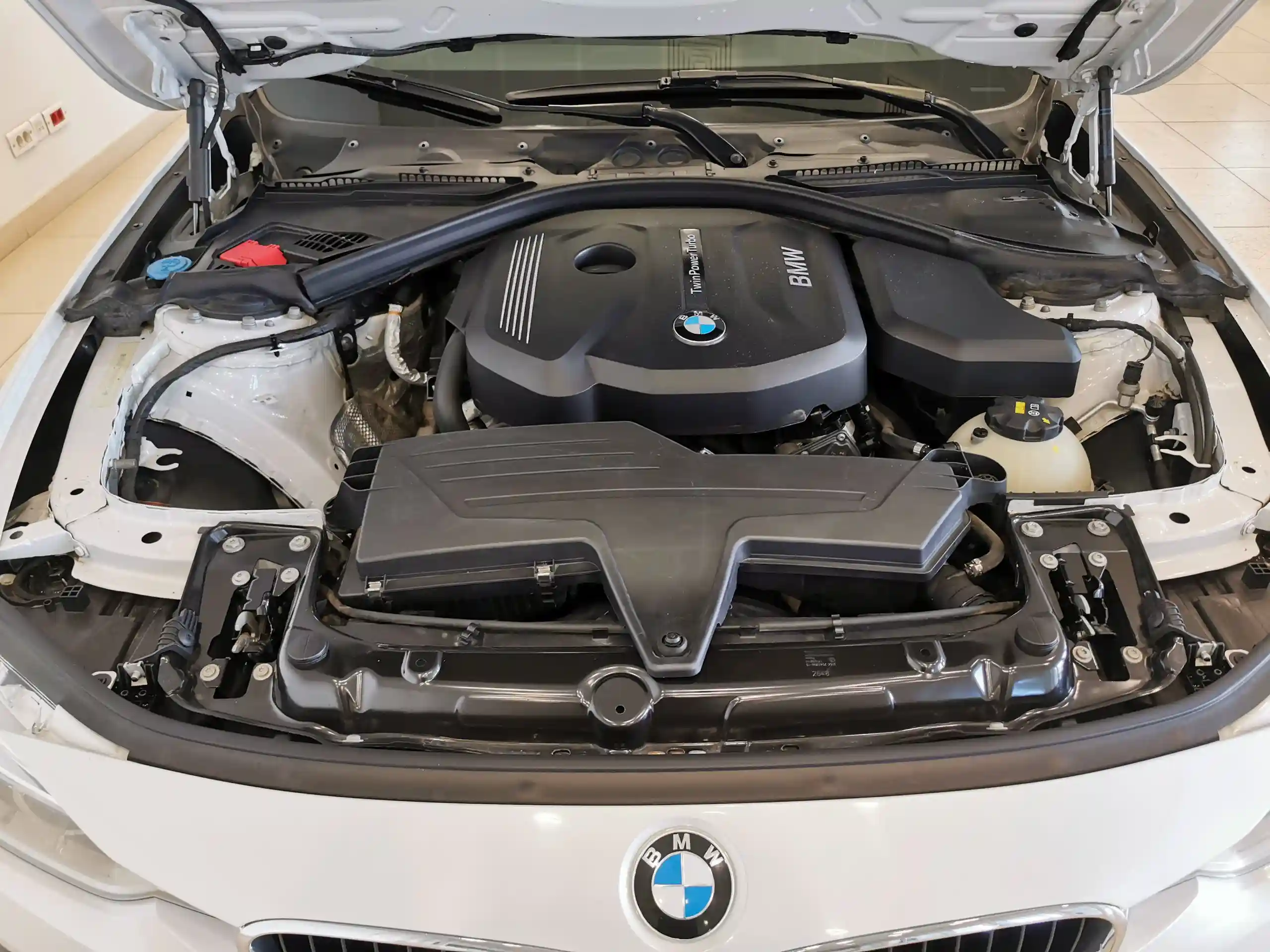 BMW 3 серия 2018