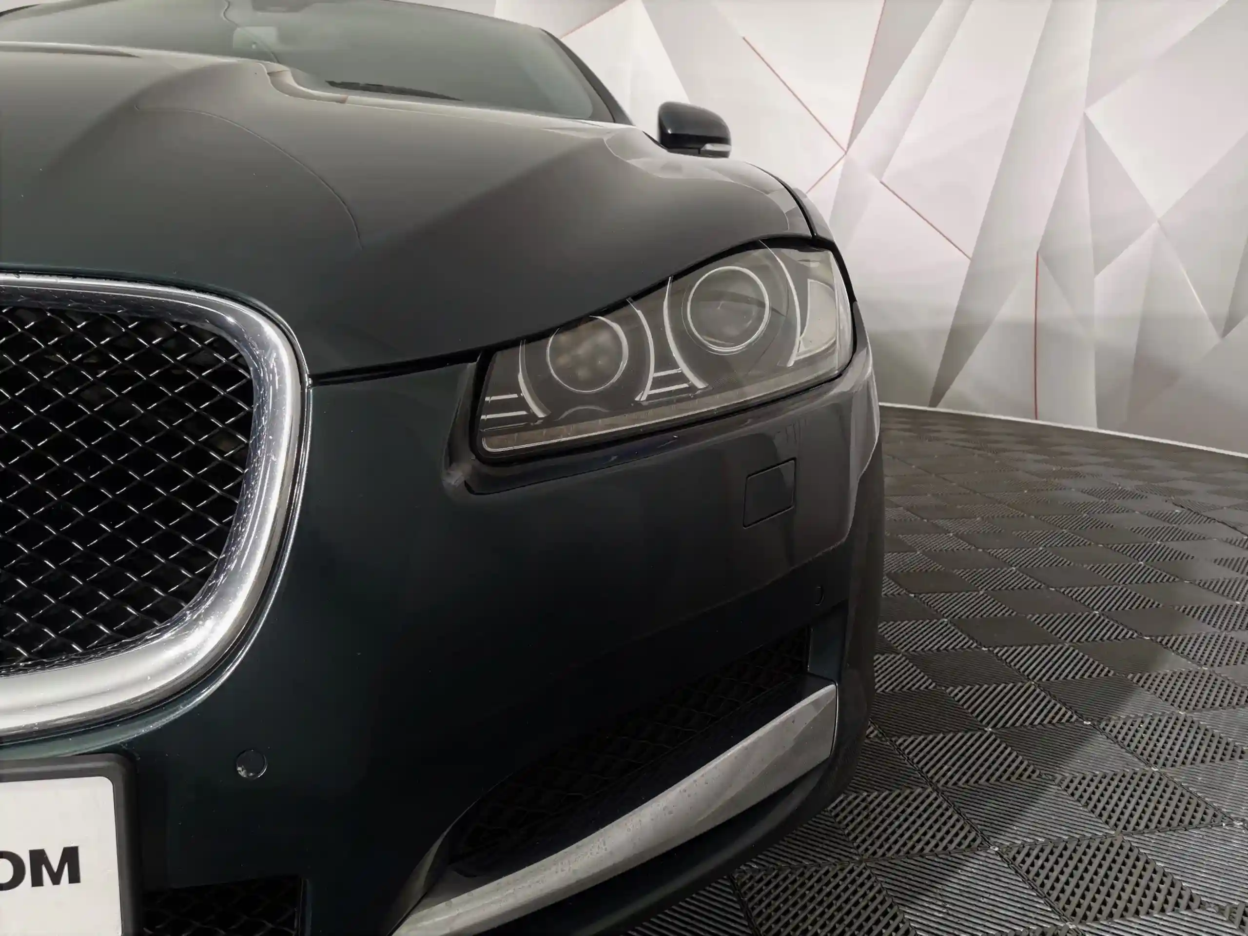Jaguar XF 2013