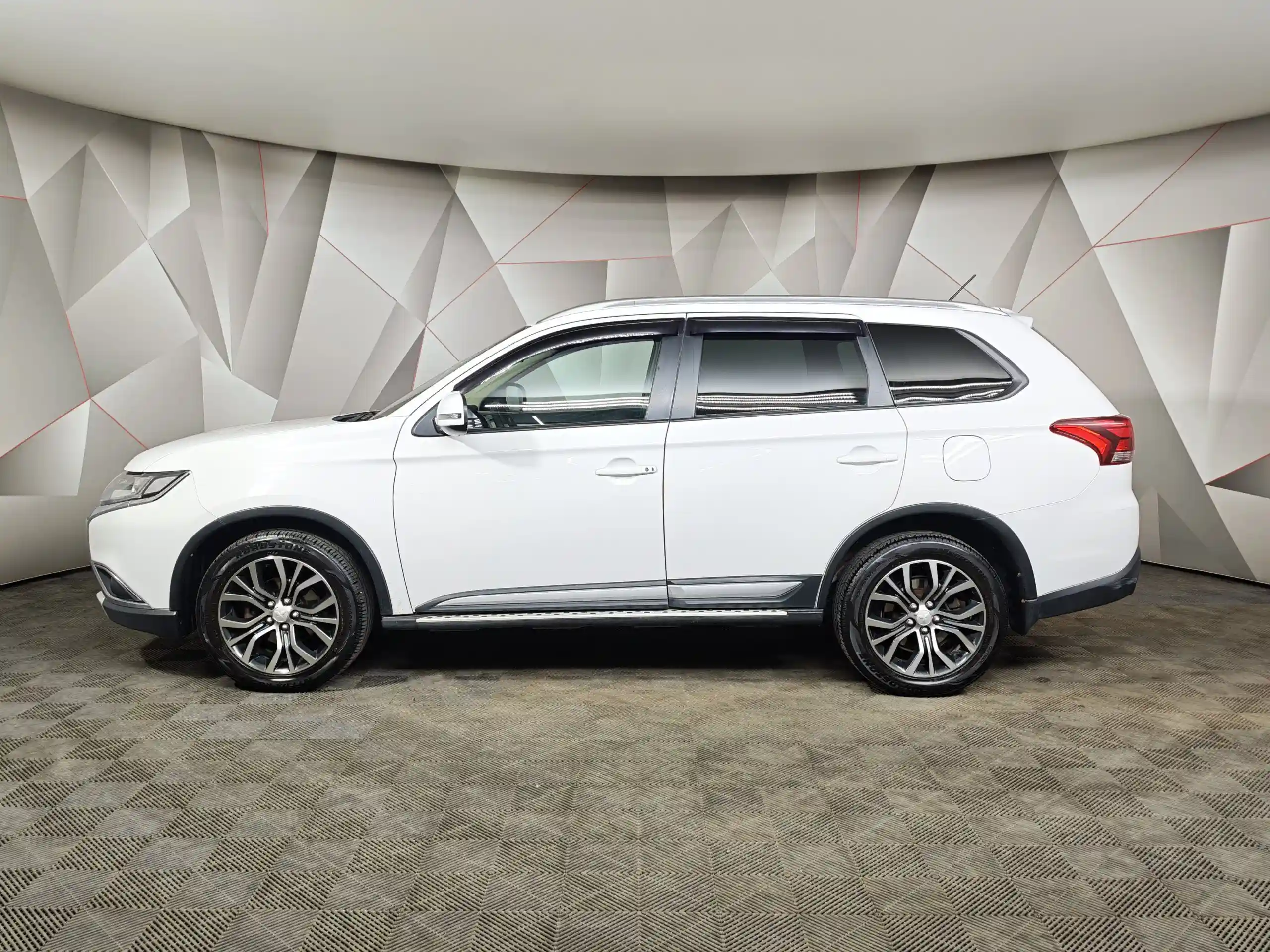Mitsubishi Outlander 2015