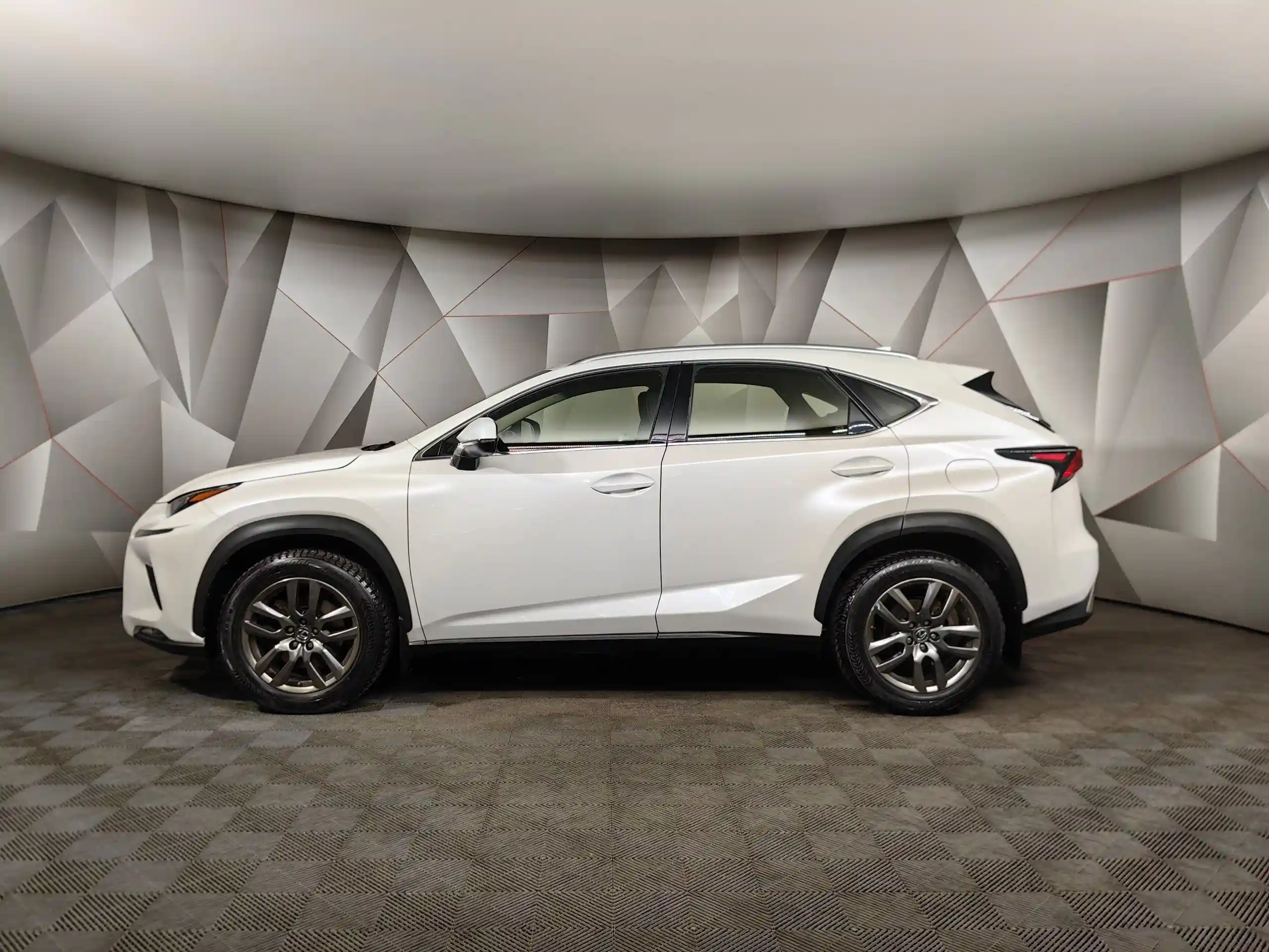 Lexus NX 2018